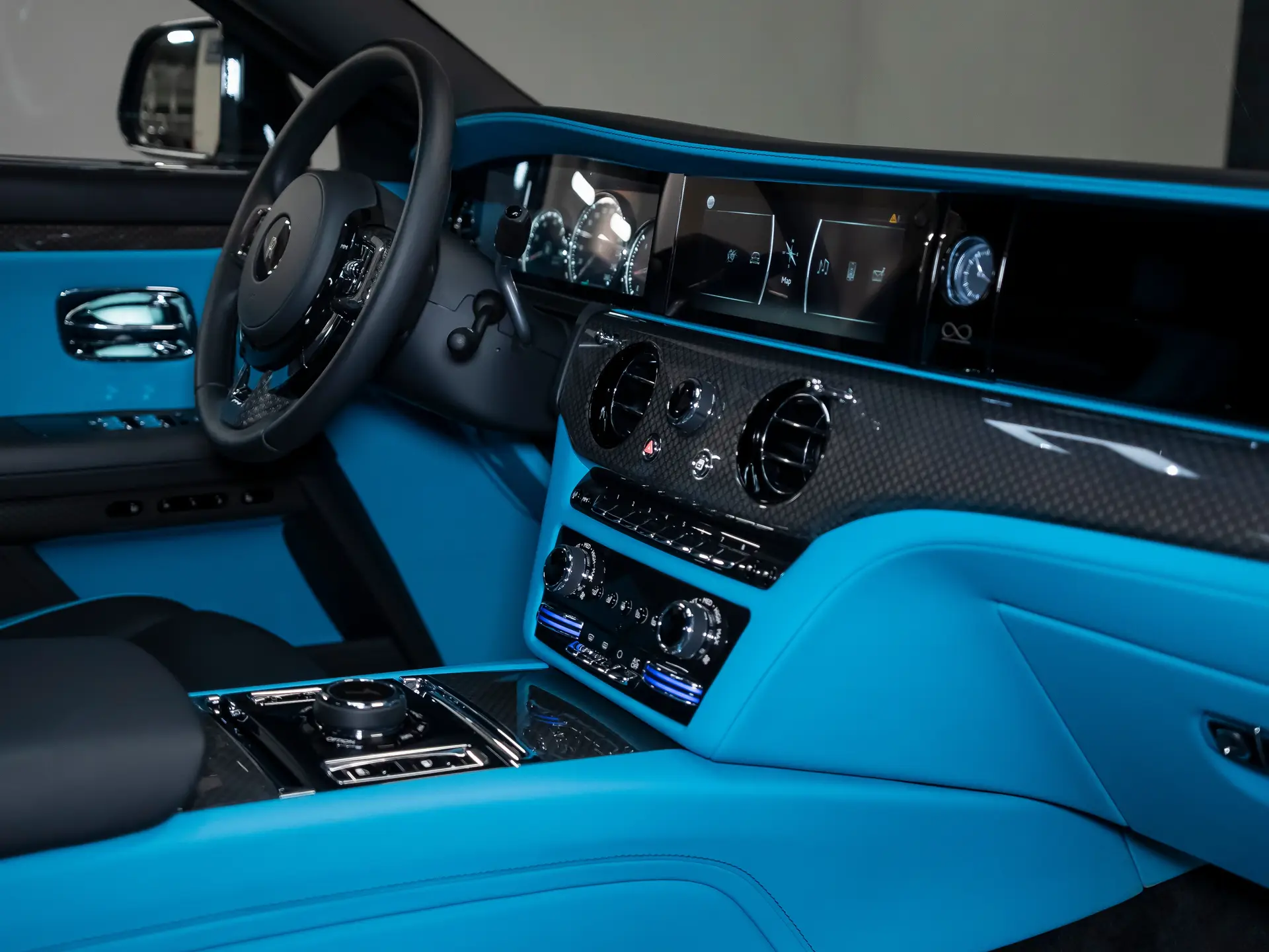 Rolls-Royce Ghost Black Badge, II, 2022 купить в салоне Million Miles