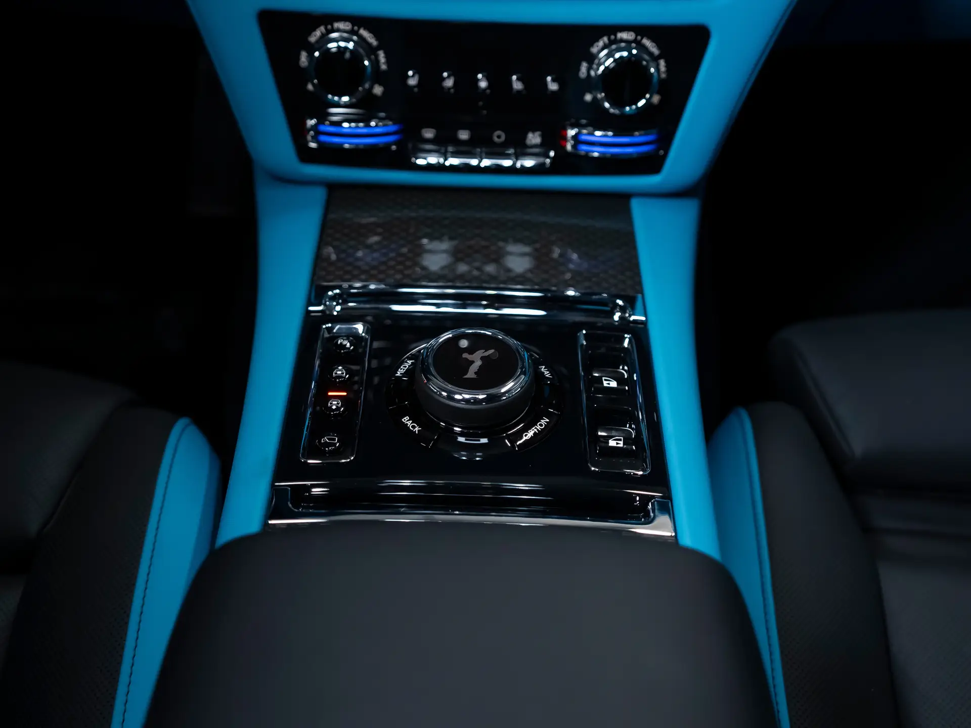 Rolls-Royce Ghost Black Badge, II, 2022 купить в салоне Million Miles