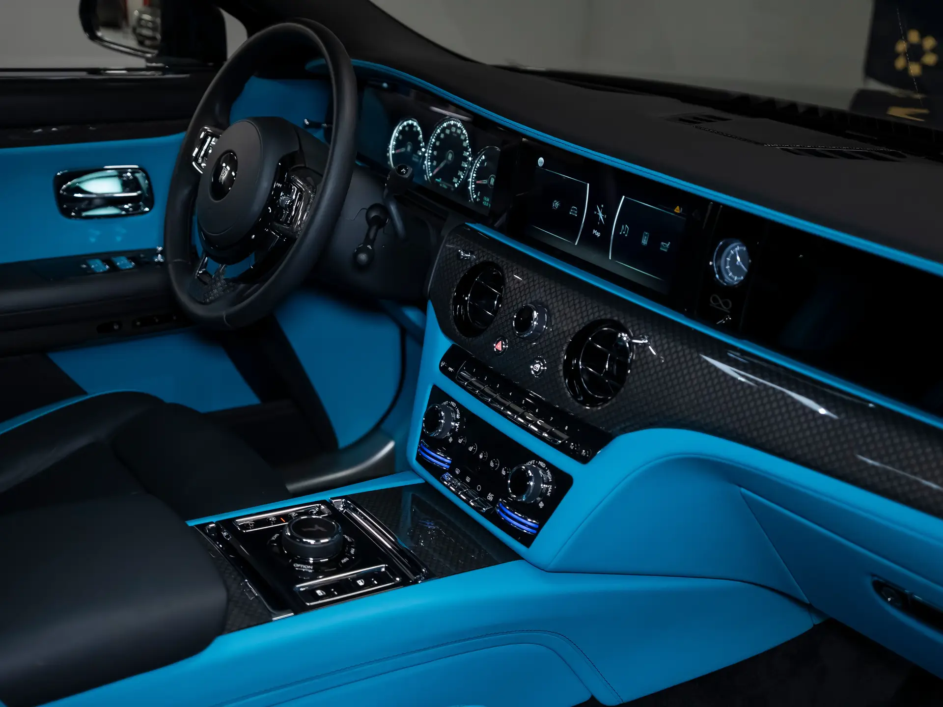 Rolls-Royce Ghost Black Badge, II, 2022 купить в салоне Million Miles