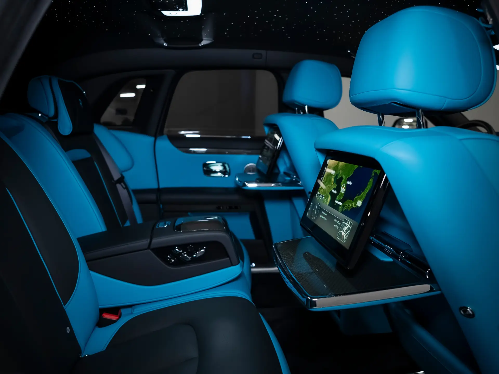 Rolls-Royce Ghost Black Badge, II, 2022 купить в салоне Million Miles