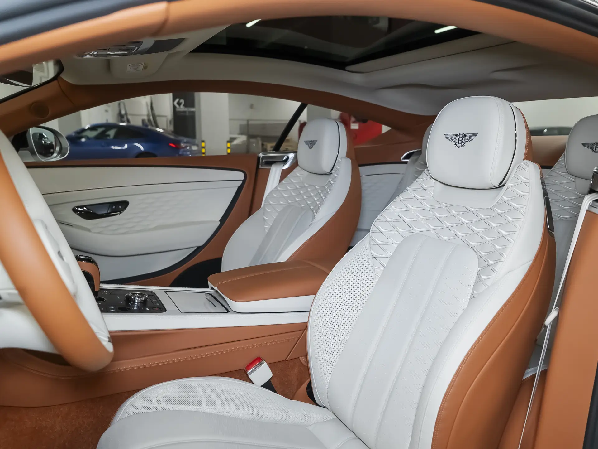 Bentley Continental GT, IV, 2025 купить в салоне Million Miles