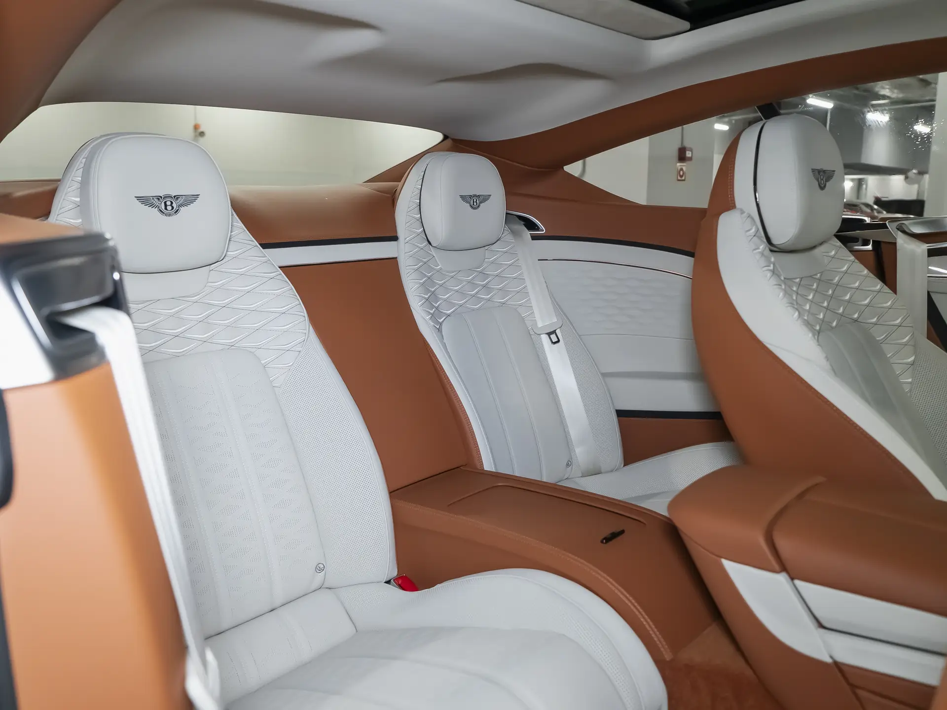 Bentley Continental GT, IV, 2025 купить в салоне Million Miles