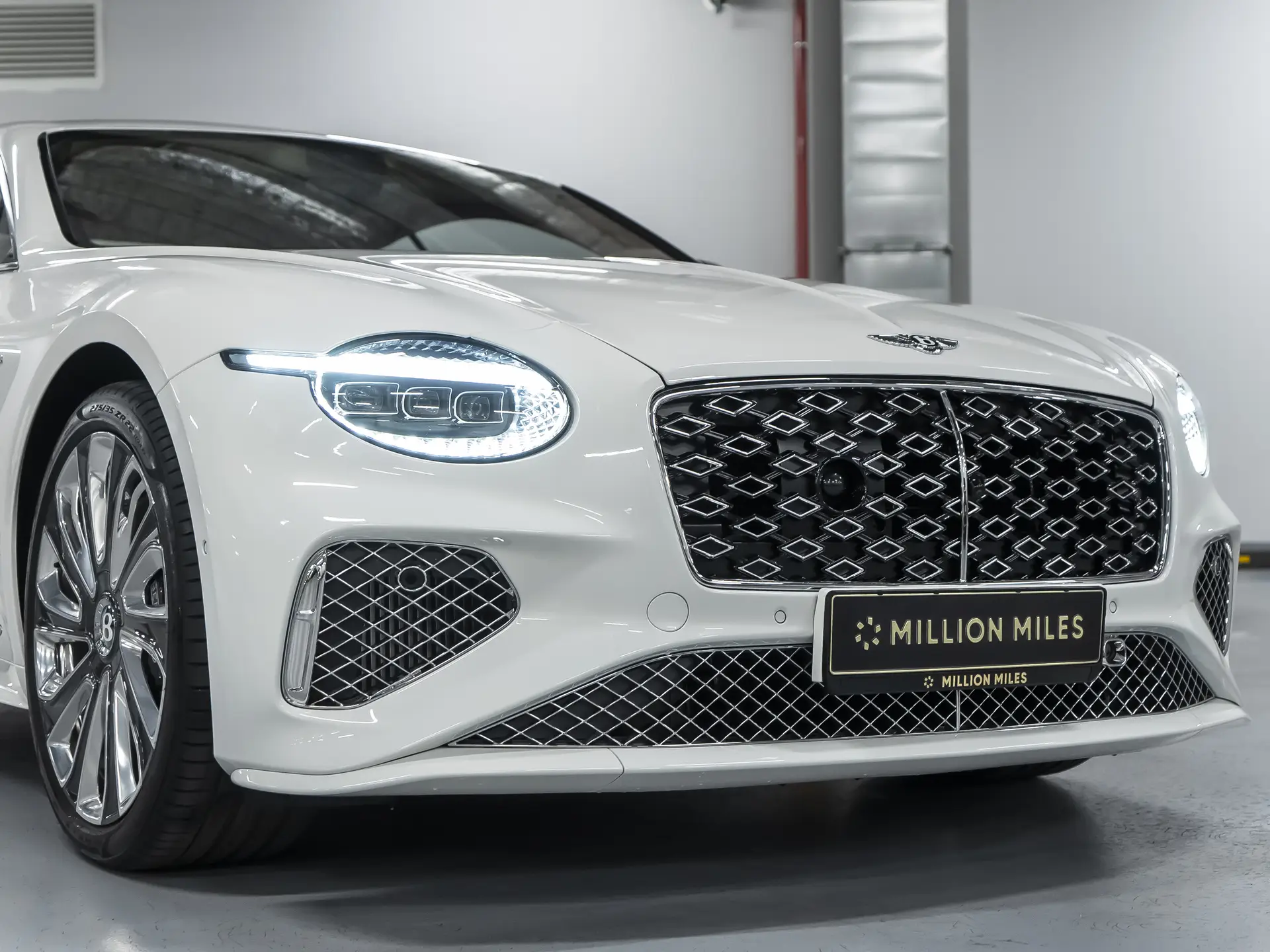 Bentley Continental GT, IV, 2025 купить в салоне Million Miles