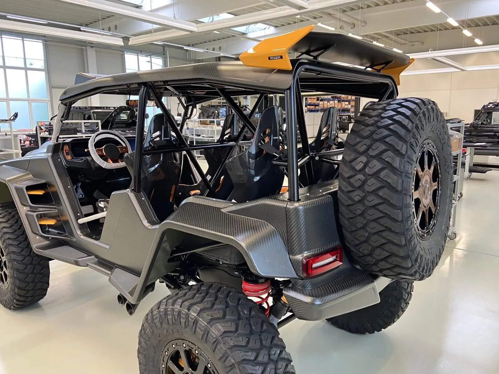 Brabus Crawler, I, 2025 купить в салоне Million Miles