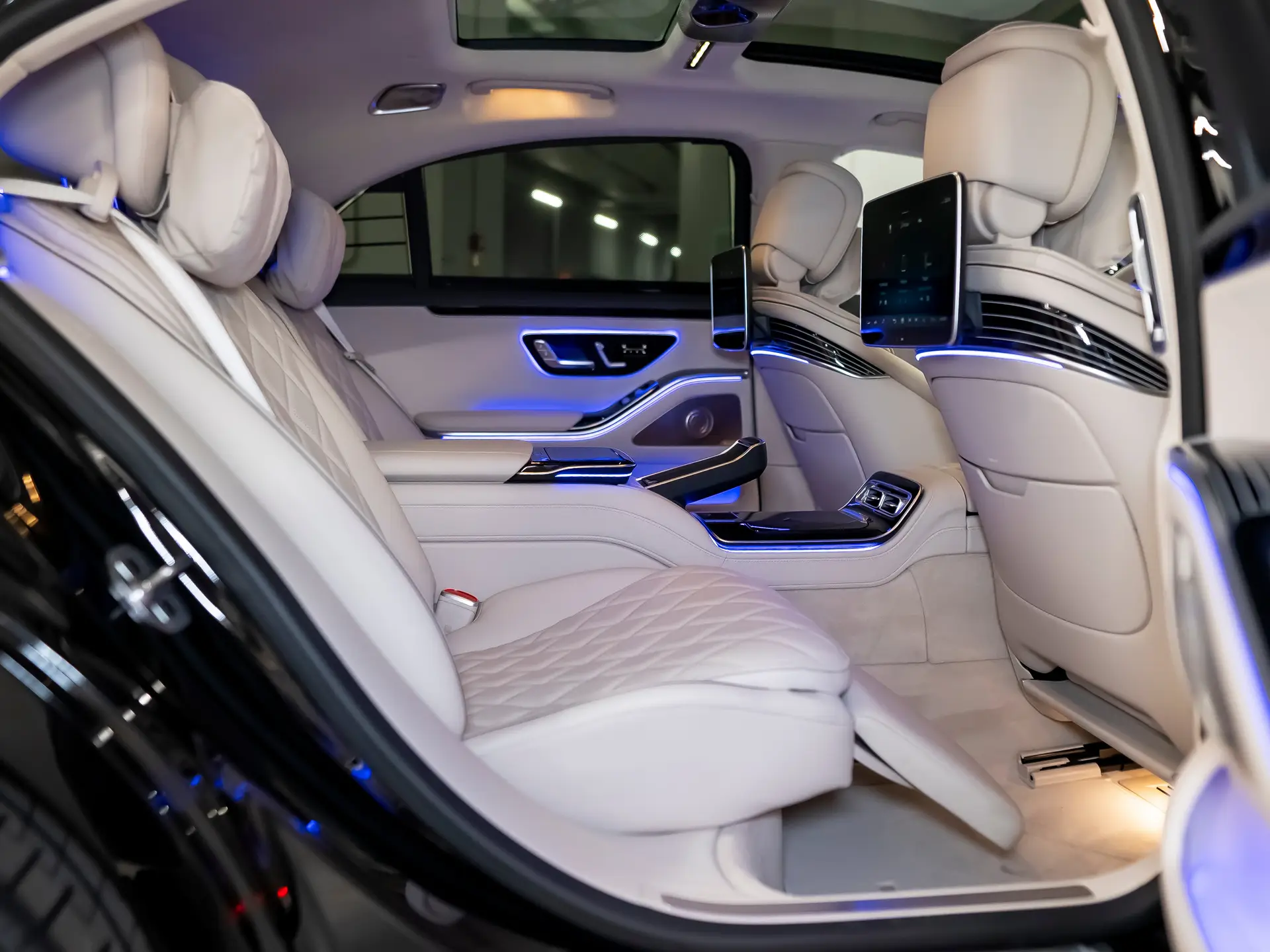 Mercedes-Benz S-Класс, VII (W223), 2024 купить в салоне Million Miles