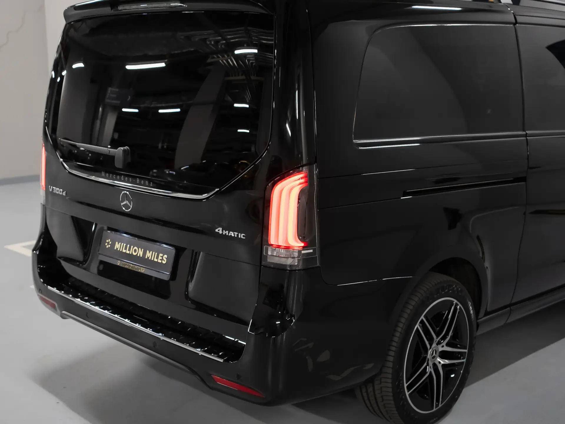 Mercedes-Benz V-Класс, III (W447) Рестайлинг 2, 2024 купить в салоне Million Miles