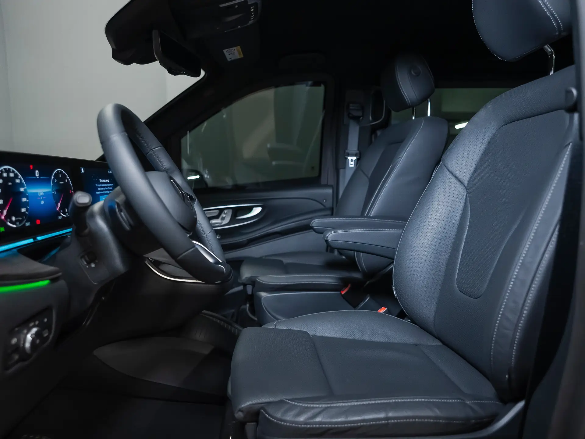 Mercedes-Benz V-Класс, III (W447) Рестайлинг 2, 2024 купить в салоне Million Miles