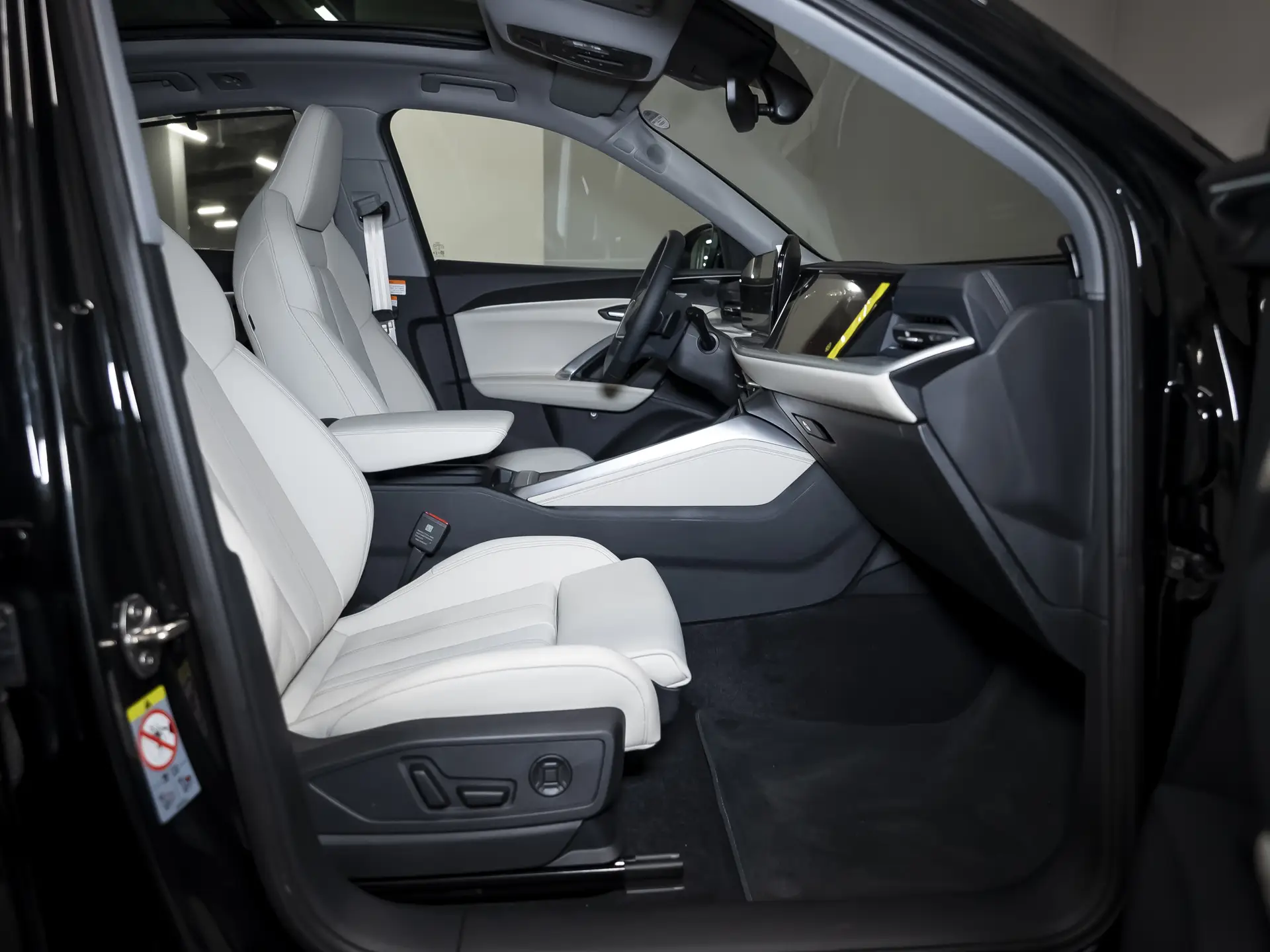 Audi Q5 Sportback, II, 2025 купить в салоне Million Miles