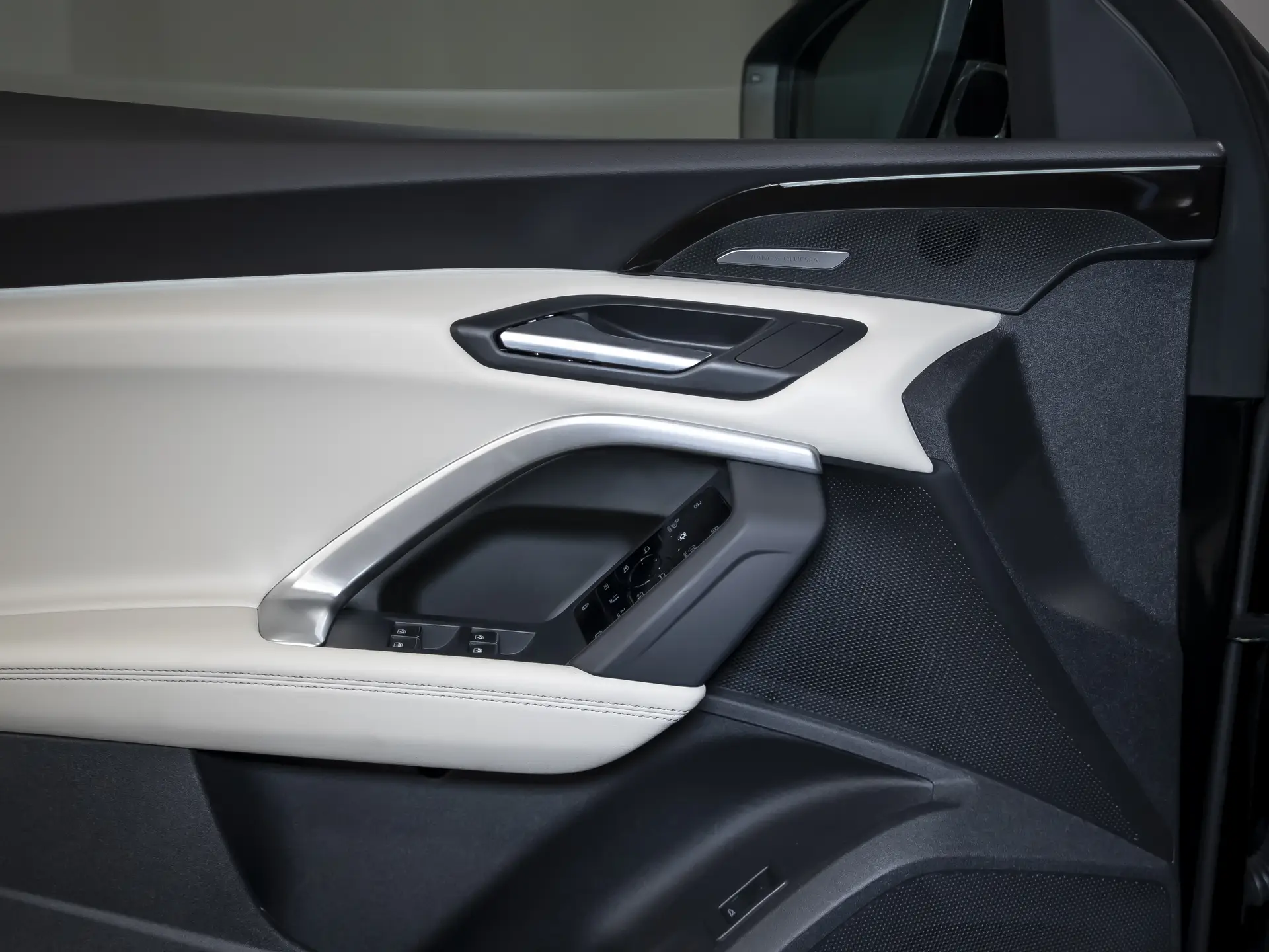 Audi Q5 Sportback, II, 2025 купить в салоне Million Miles