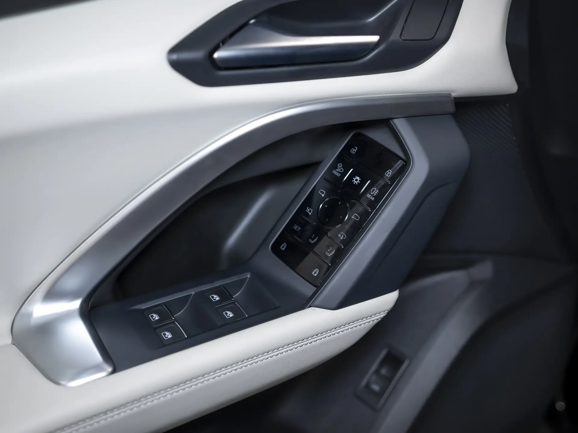 Audi Q5 Sportback, II, 2025 купить в салоне Million Miles