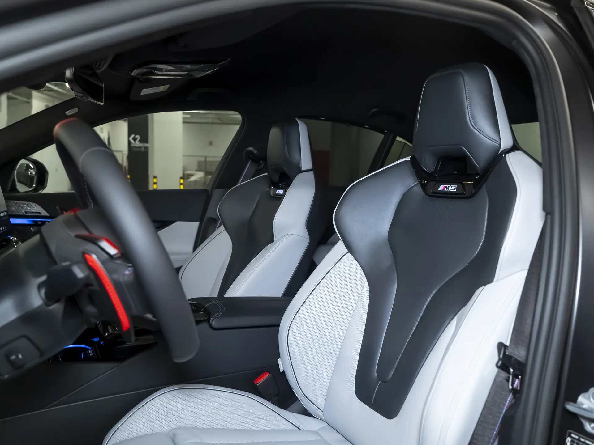 BMW M5, VII (G90), 2025 купить в салоне Million Miles