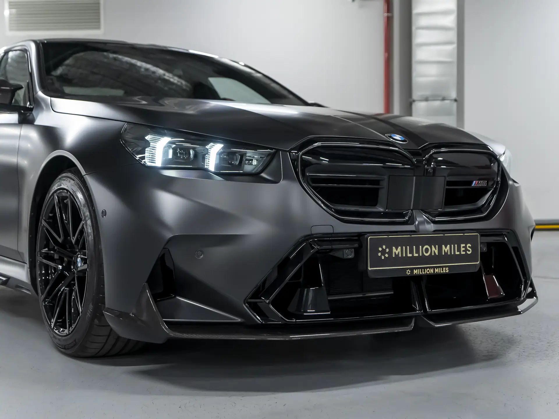 BMW M5, VII (G90), 2025 купить в салоне Million Miles