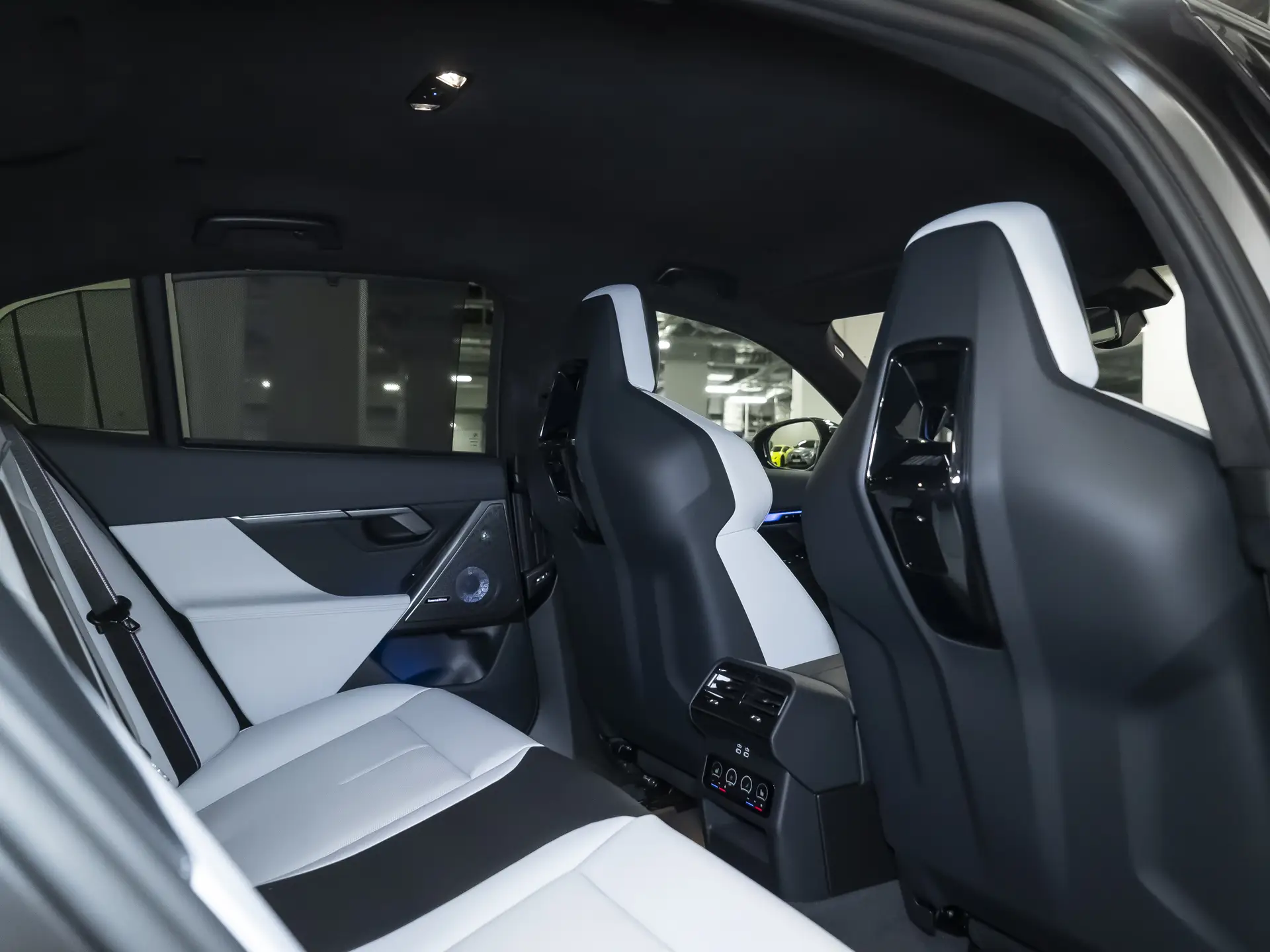 BMW M5, VII (G90), 2025 купить в салоне Million Miles