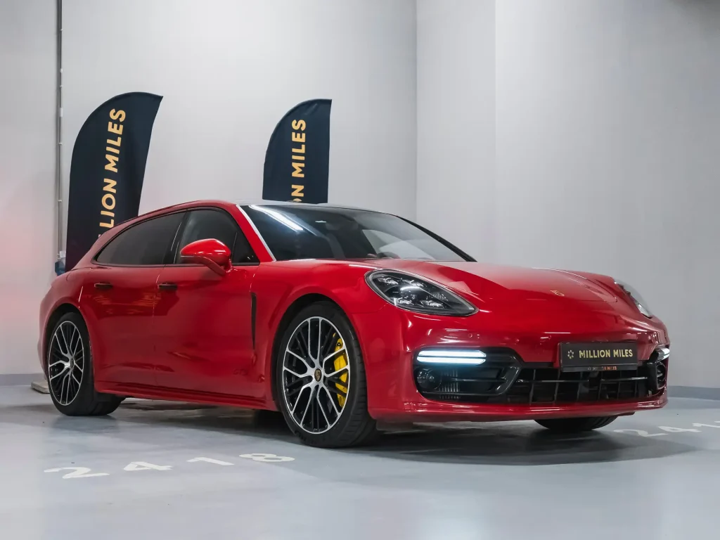 Porsche Panamera GTS Sport Turismo, II Рестайлинг, 2020 купить в салоне Million Miles
