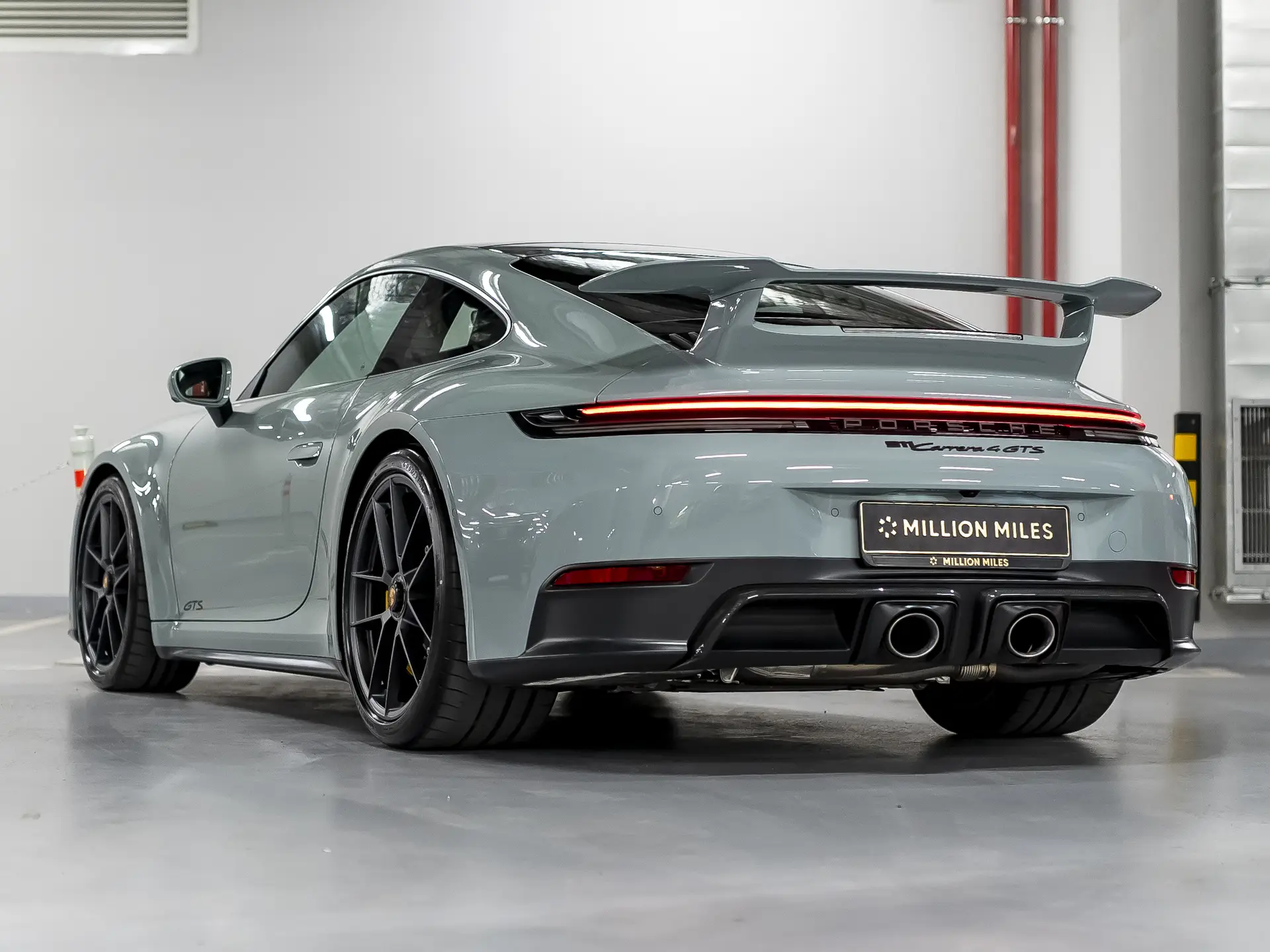 Porsche 911 Carrera 4 GTS, VIII (992) Рестайлинг, 2025 купить в салоне Million Miles