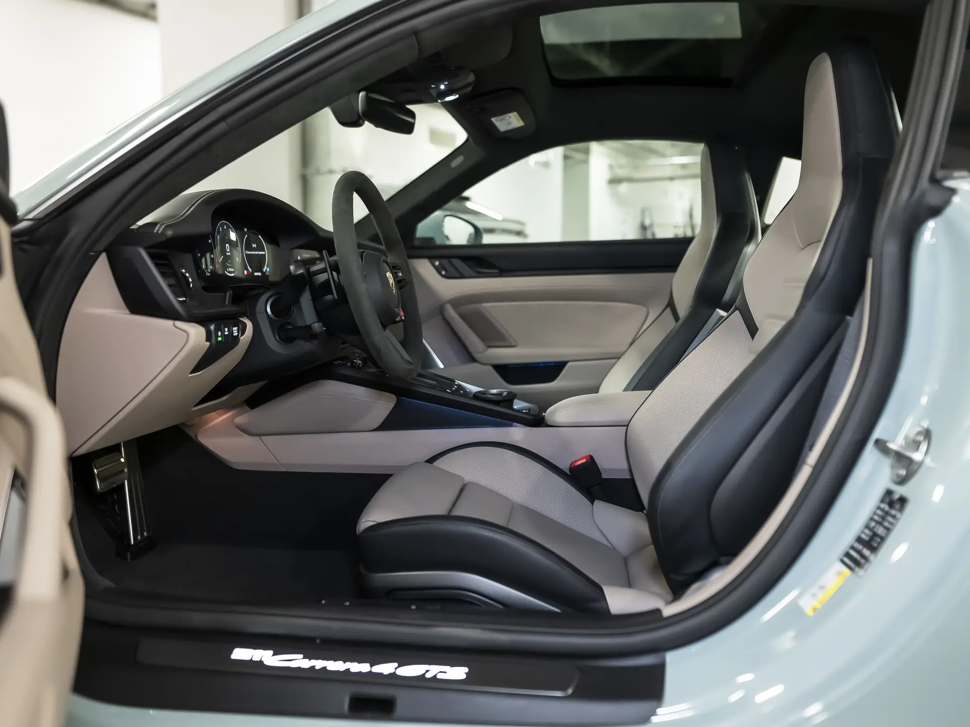 Porsche 911 Carrera 4 GTS, VIII (992) Рестайлинг, 2025 купить в салоне Million Miles