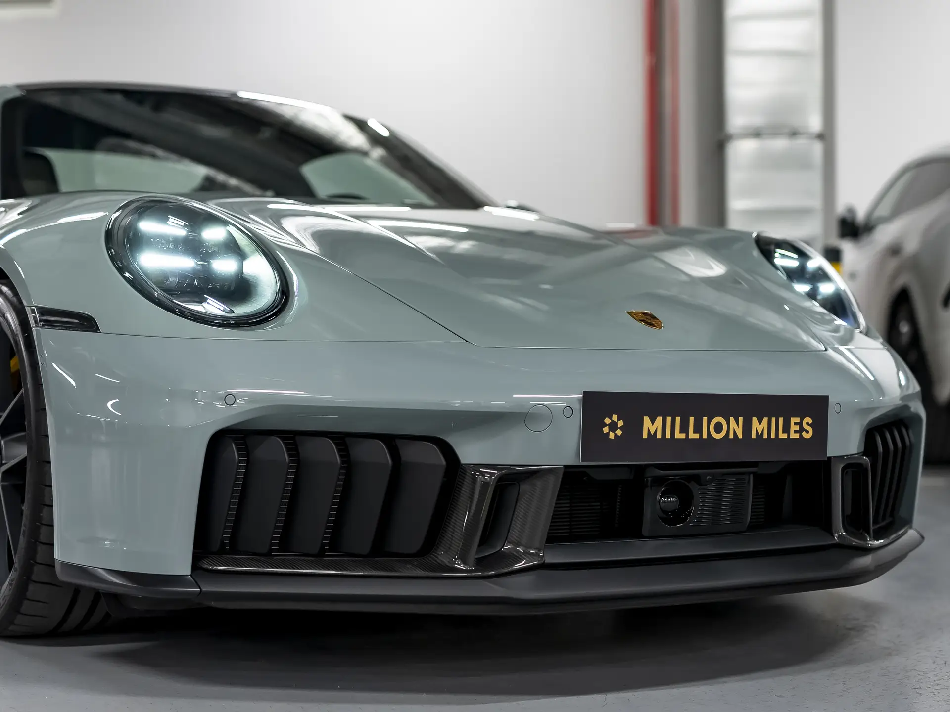 Porsche 911 Carrera 4 GTS, VIII (992) Рестайлинг, 2025 купить в салоне Million Miles