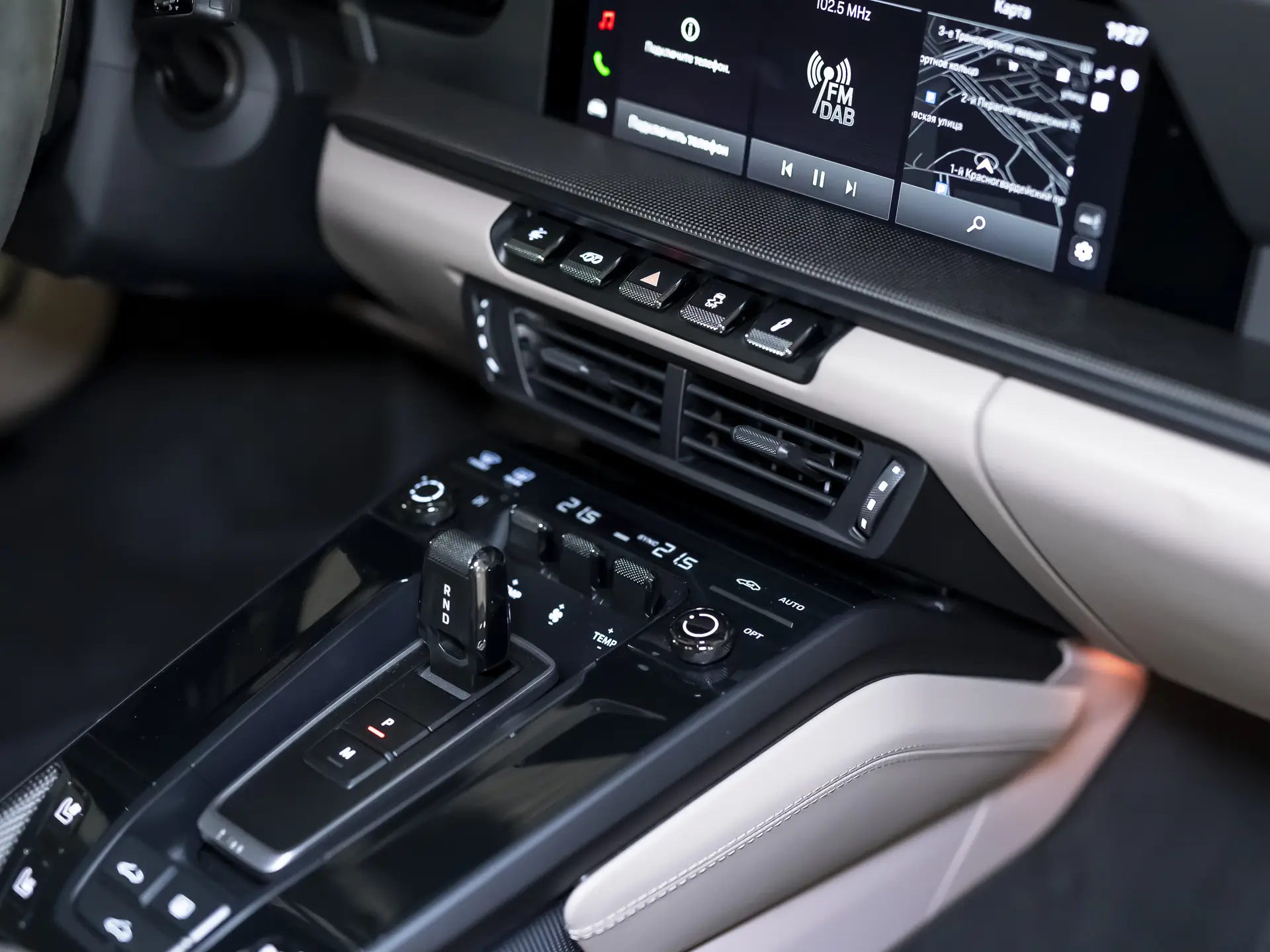 Porsche 911 Carrera 4 GTS, VIII (992) Рестайлинг, 2025 купить в салоне Million Miles