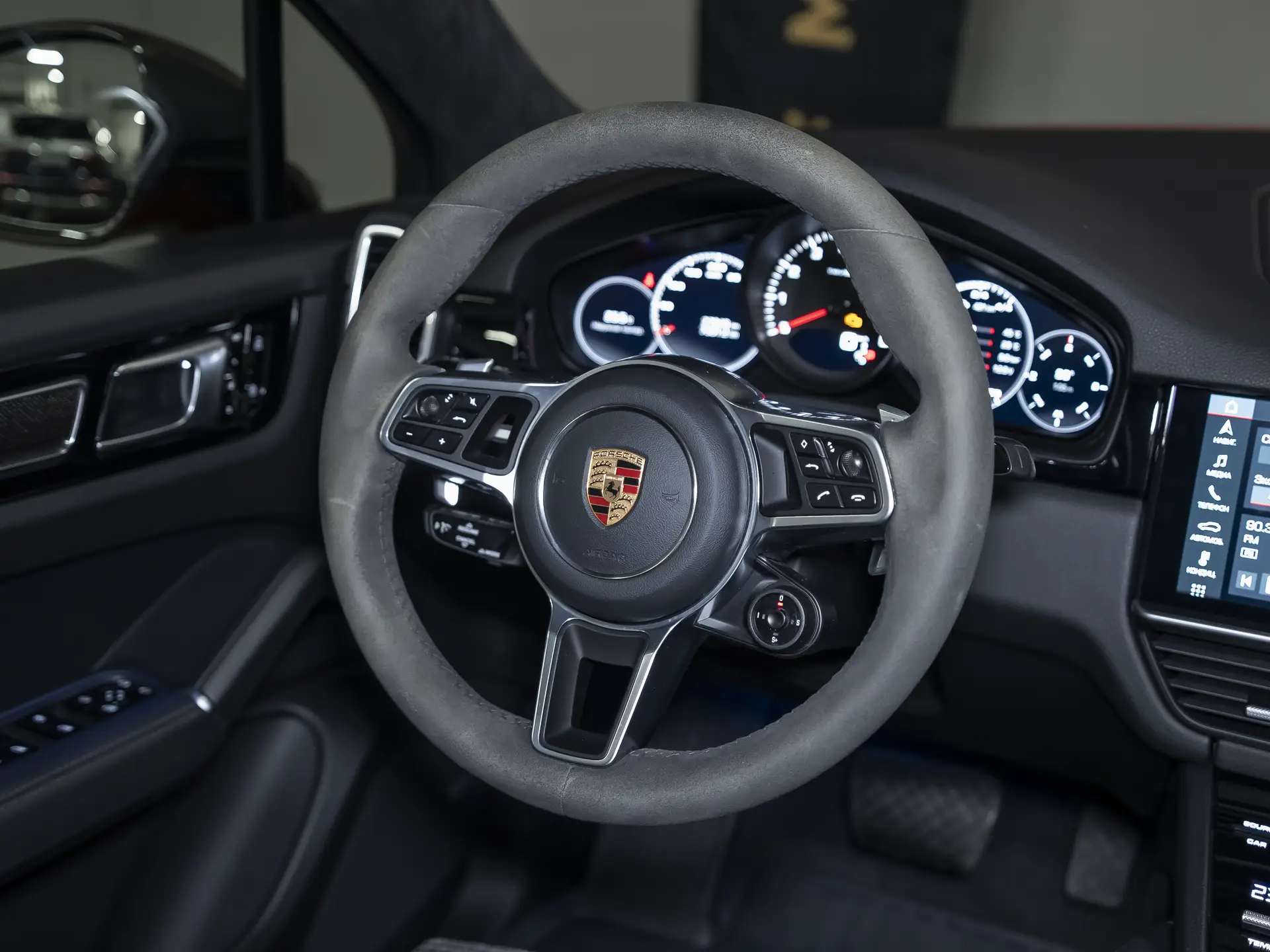 Porsche Cayenne, III, 2020 купить в салоне Million Miles