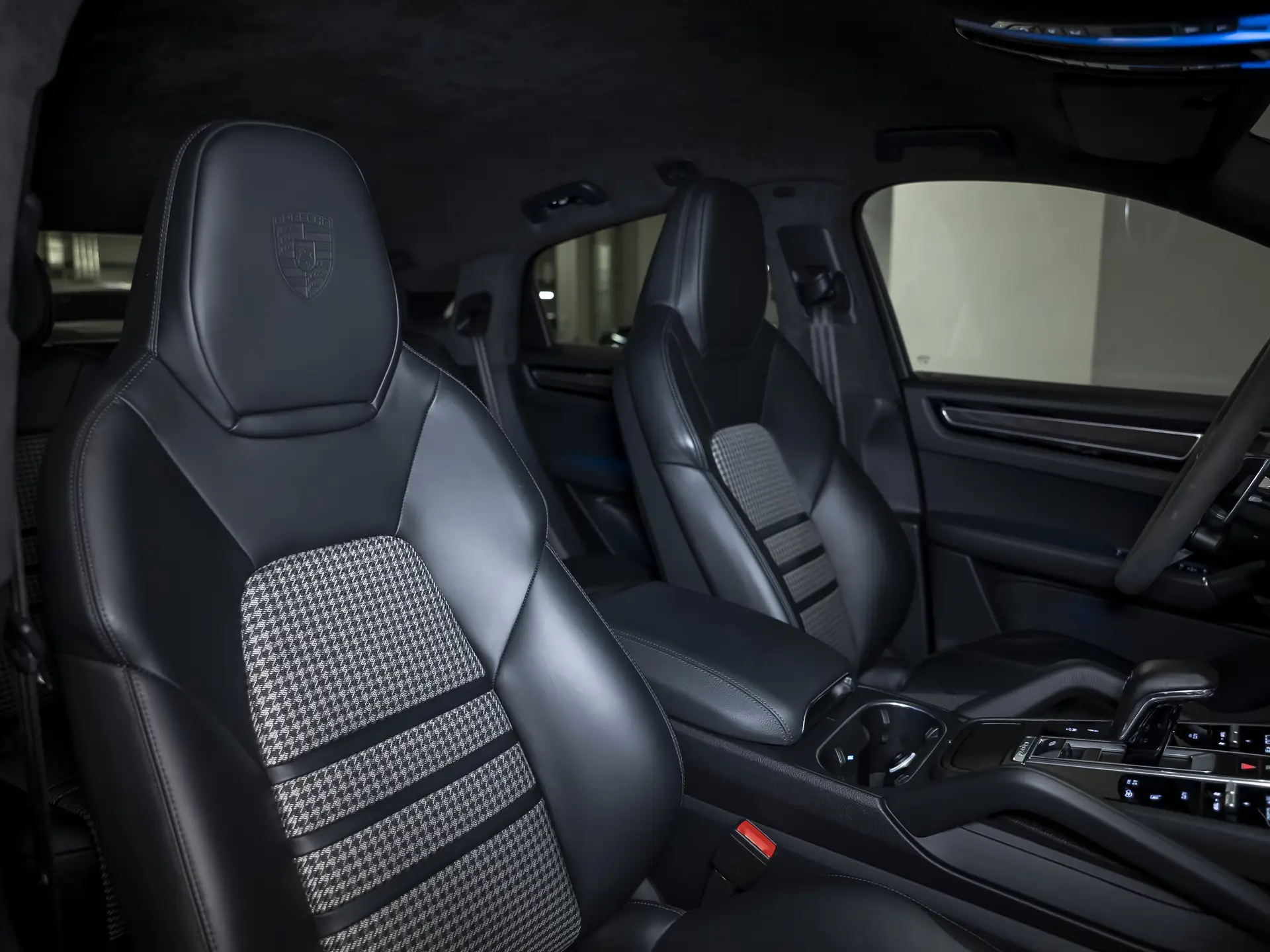 Porsche Cayenne, III, 2020 купить в салоне Million Miles