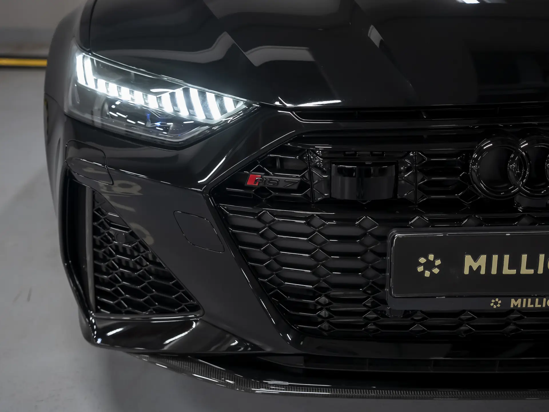 Audi RS 7, II (4K), 2025 купить в салоне Million Miles