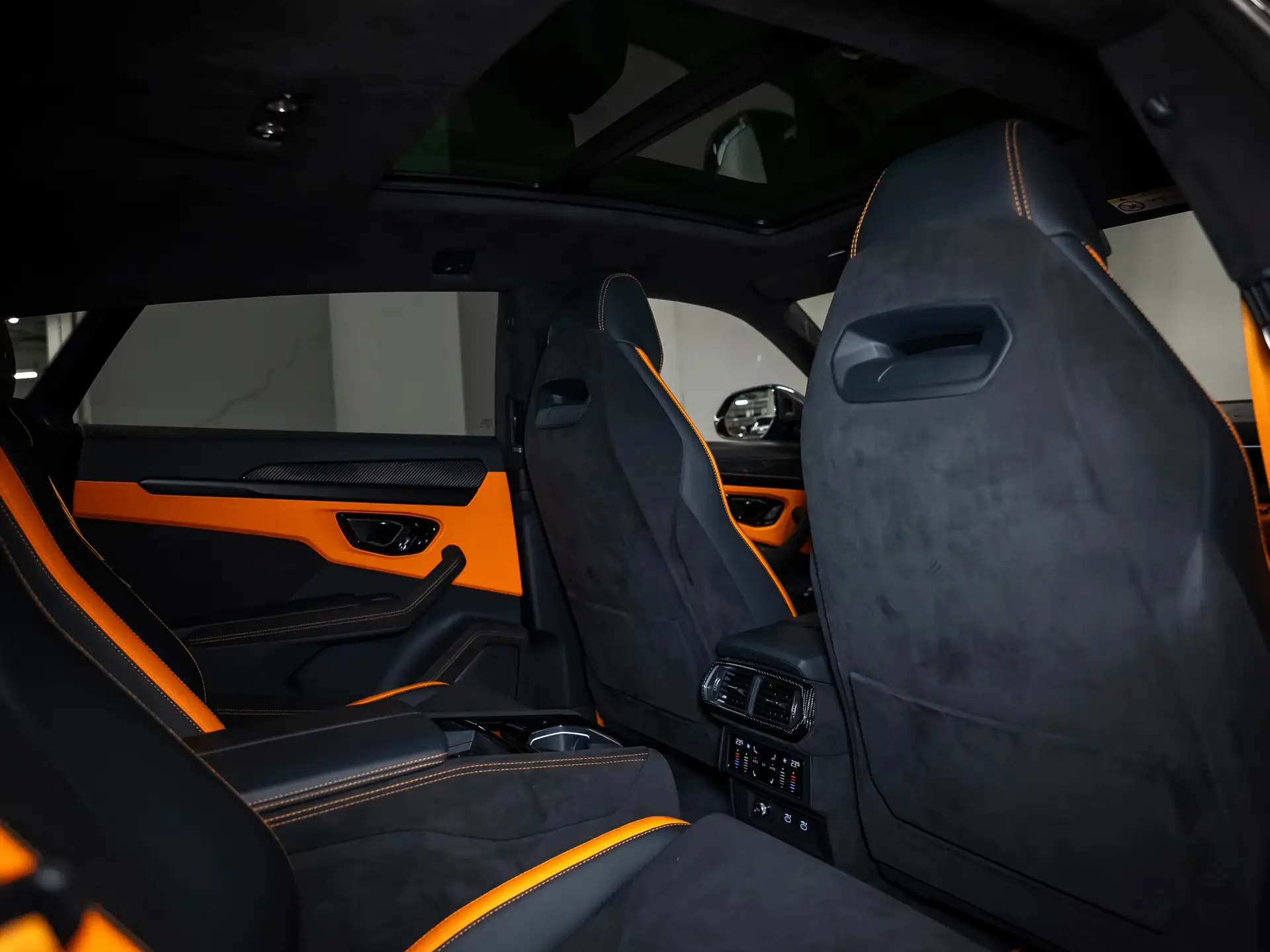 Lamborghini Urus, I Рестайлинг, 2024 купить в салоне Million Miles