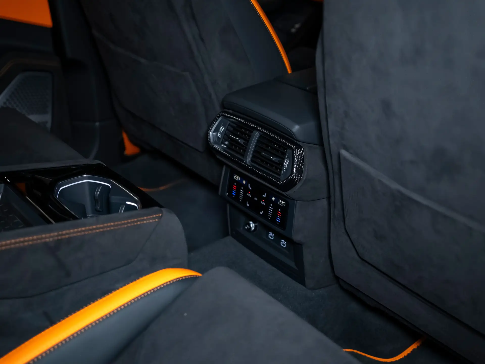 Lamborghini Urus, I Рестайлинг, 2024 купить в салоне Million Miles