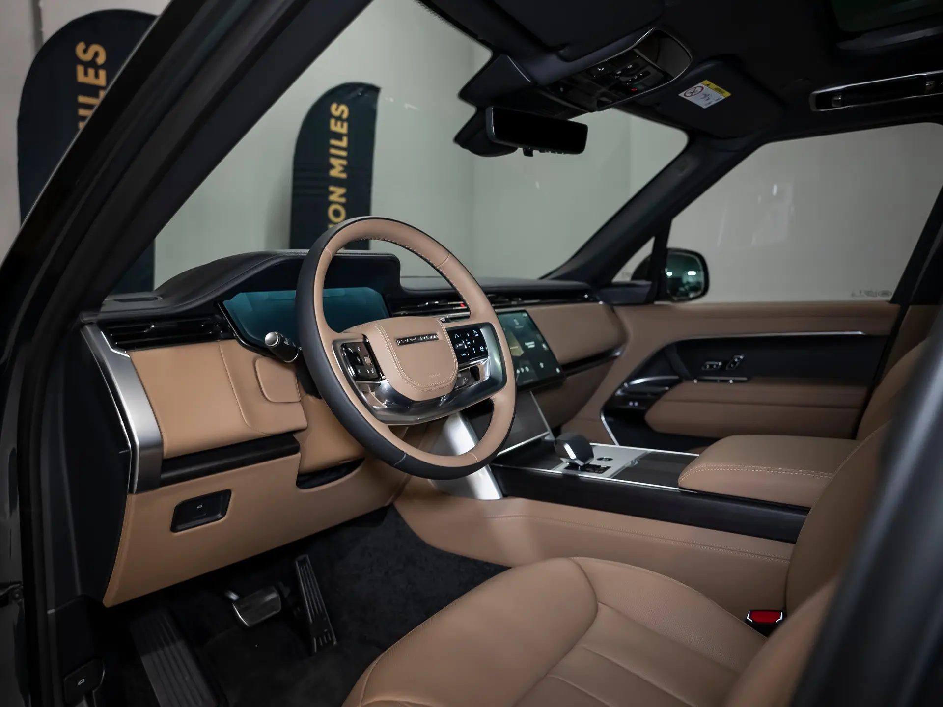 Land Rover Range Rover, V, 2025 купить в салоне Million Miles