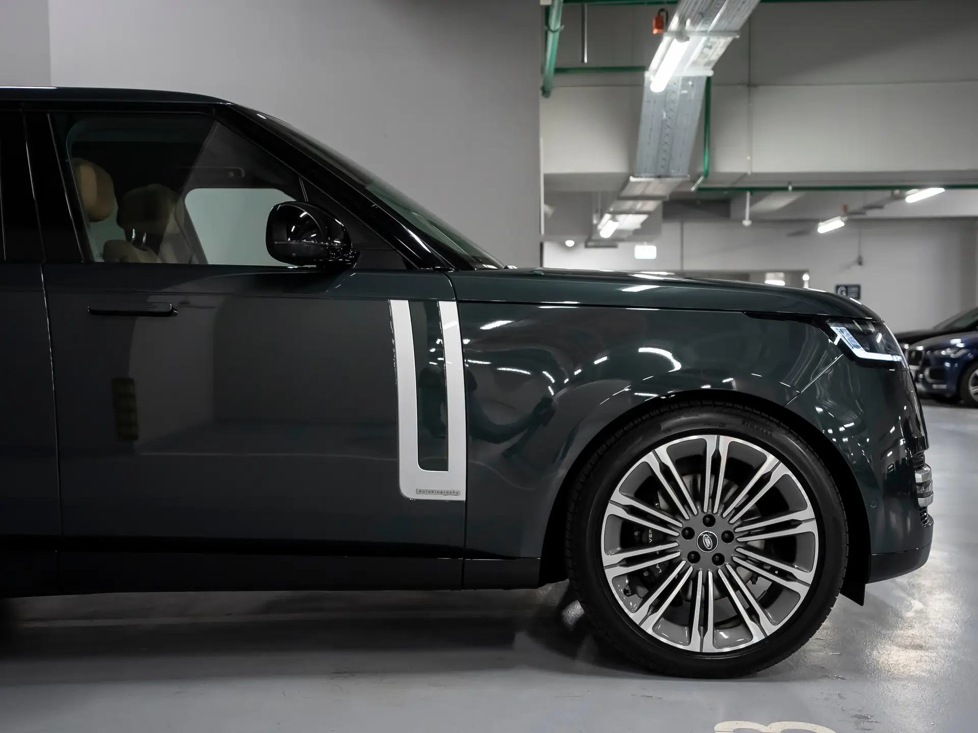 Land Rover Range Rover, V, 2025 купить в салоне Million Miles