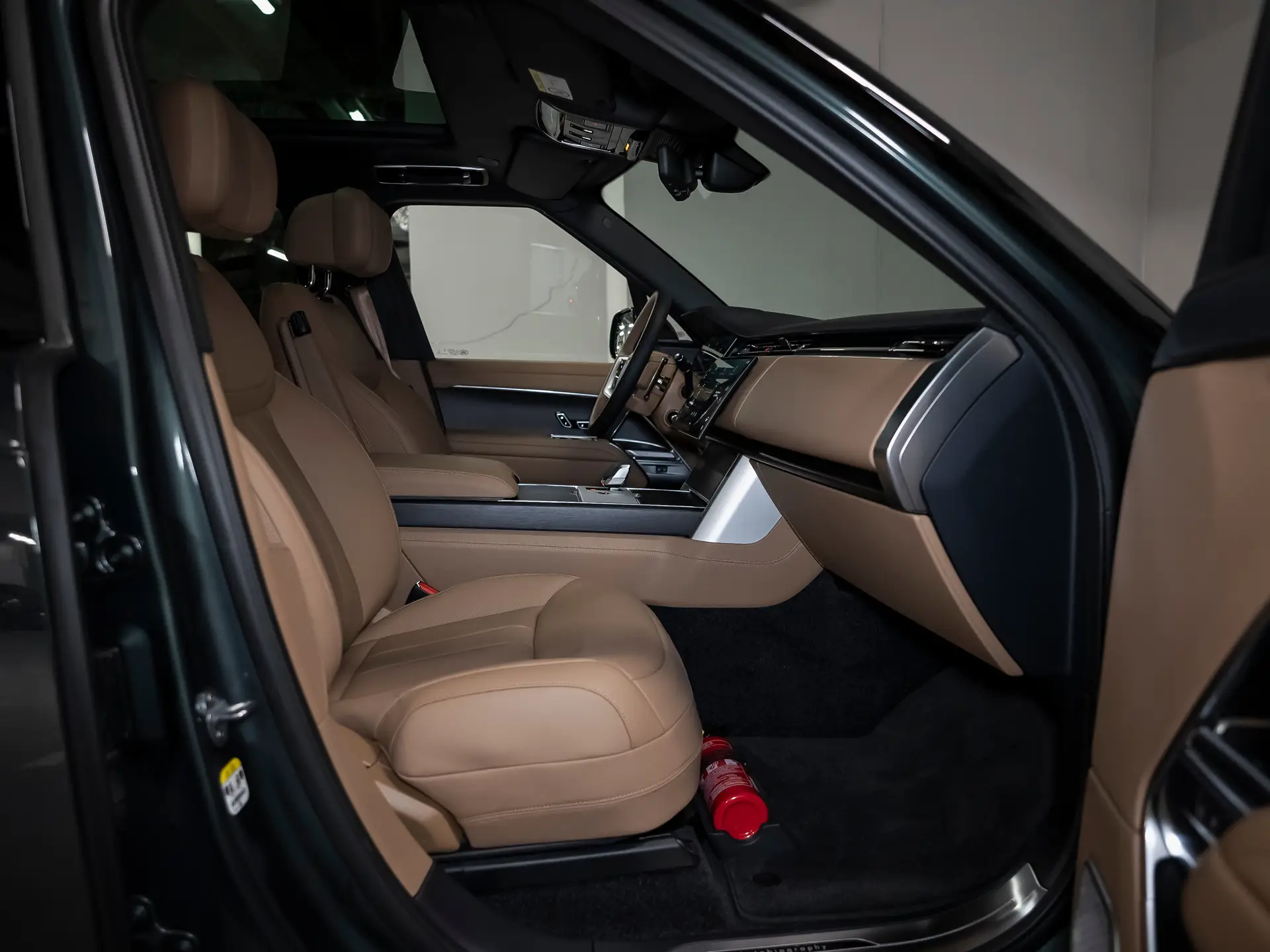 Land Rover Range Rover, V, 2025 купить в салоне Million Miles