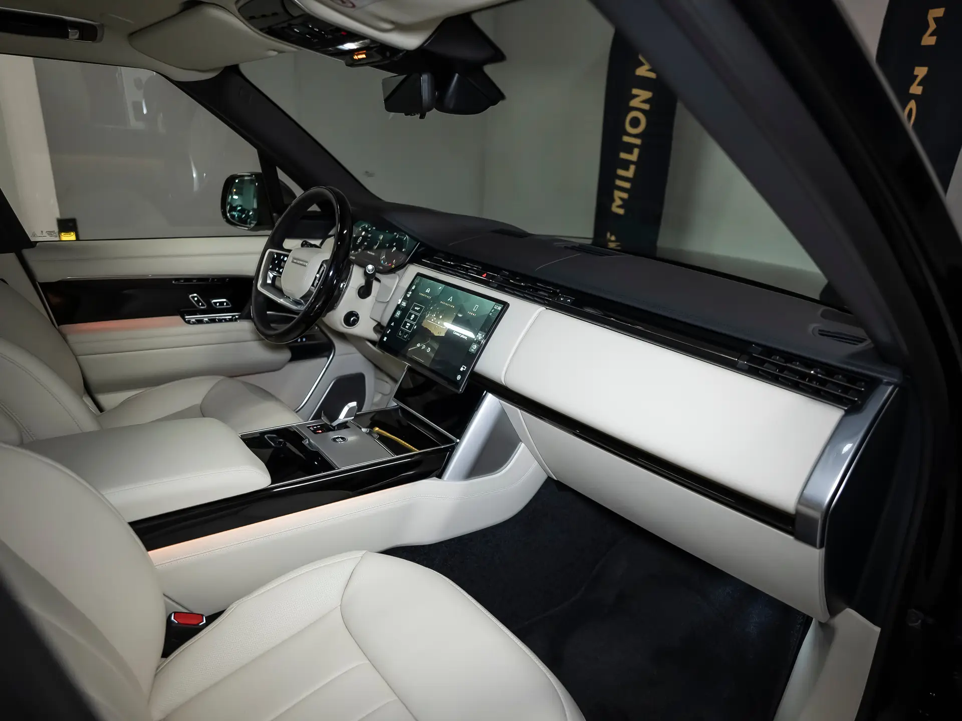 Land Rover Range Rover, V, 2025 купить в салоне Million Miles