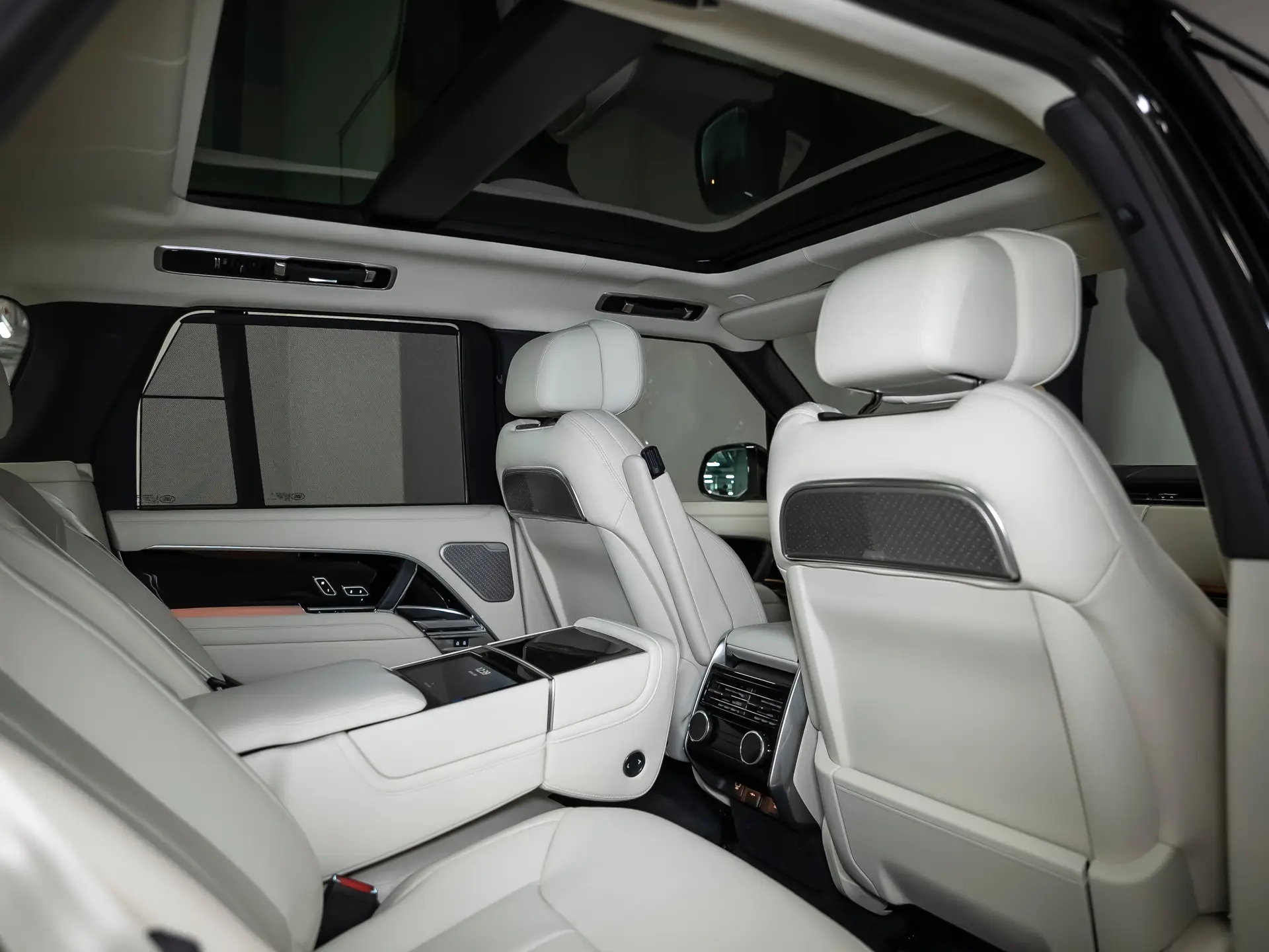 Land Rover Range Rover, V, 2025 купить в салоне Million Miles