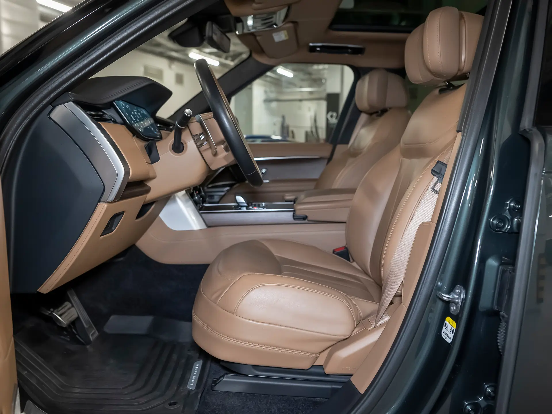 Land Rover Range Rover, V, 2022 купить в салоне Million Miles