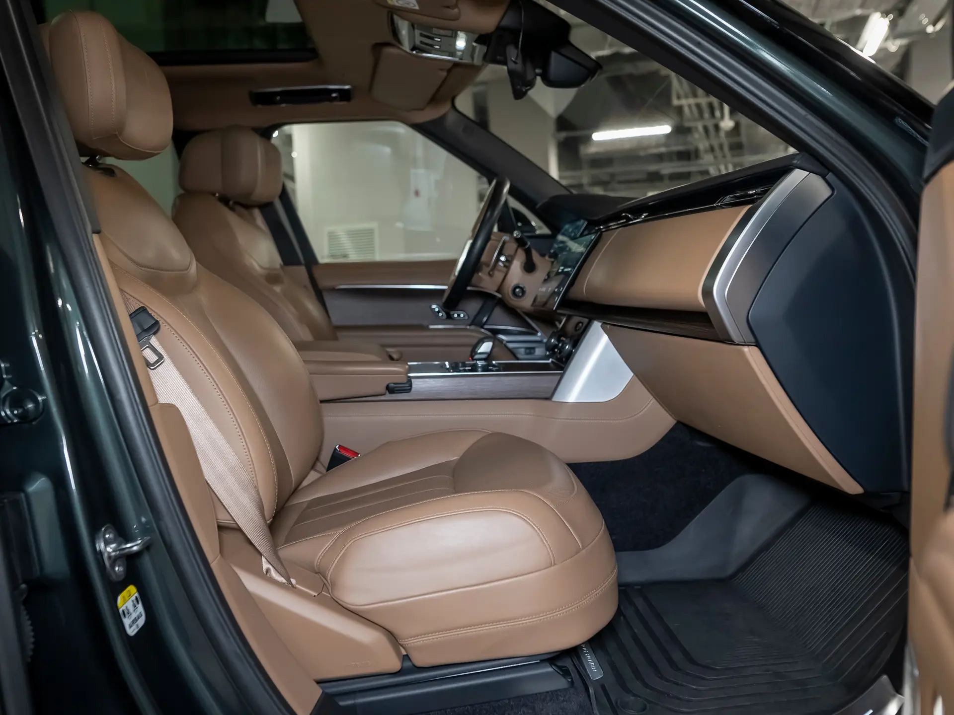 Land Rover Range Rover, V, 2022 купить в салоне Million Miles