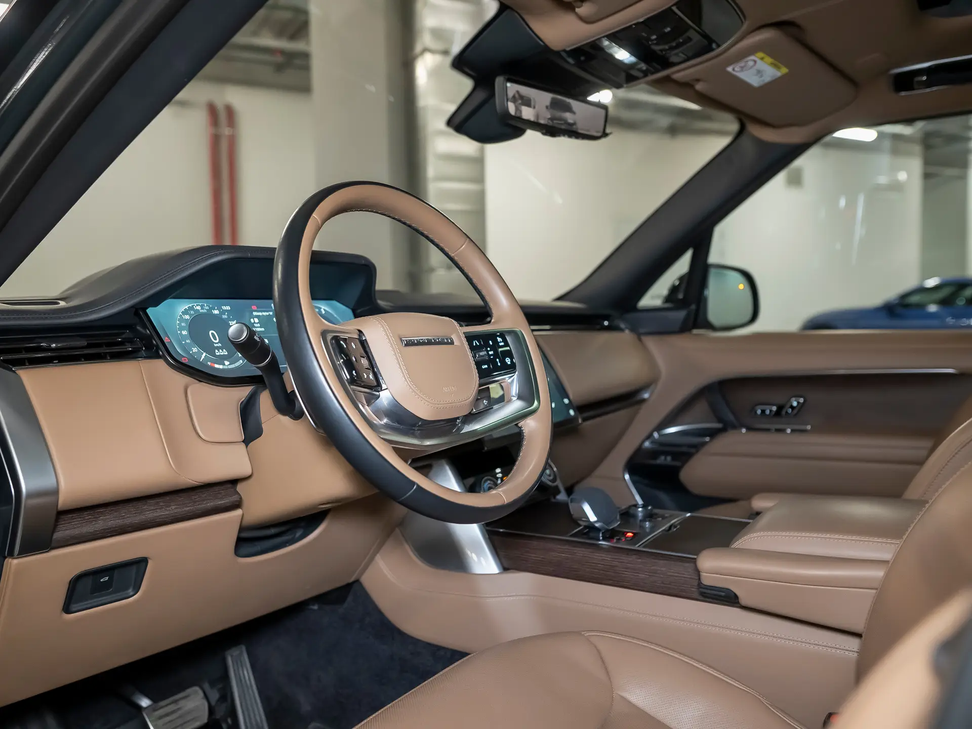 Land Rover Range Rover, V, 2022 купить в салоне Million Miles