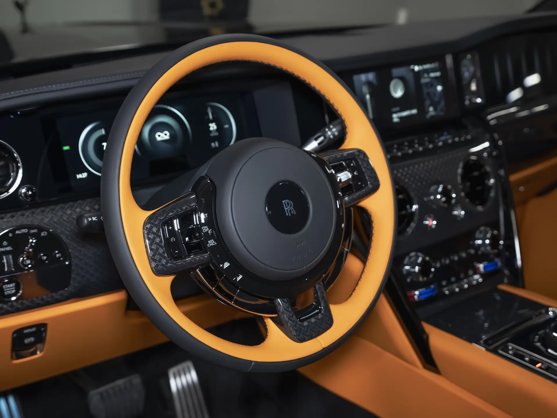 Rolls-Royce Cullinan, I Рестайлинг, 2025 купить в салоне Million Miles