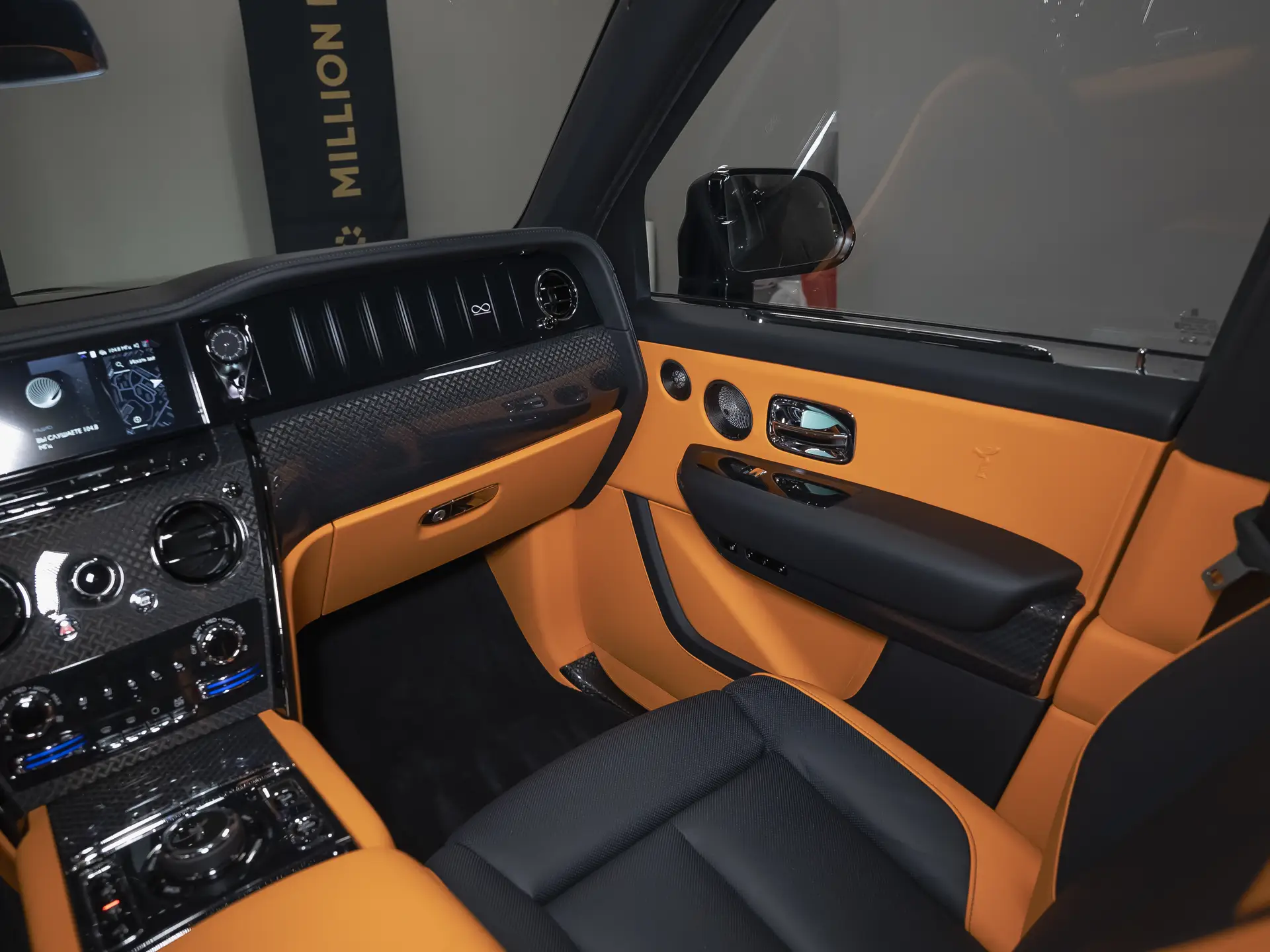 Rolls-Royce Cullinan, I Рестайлинг, 2025 купить в салоне Million Miles