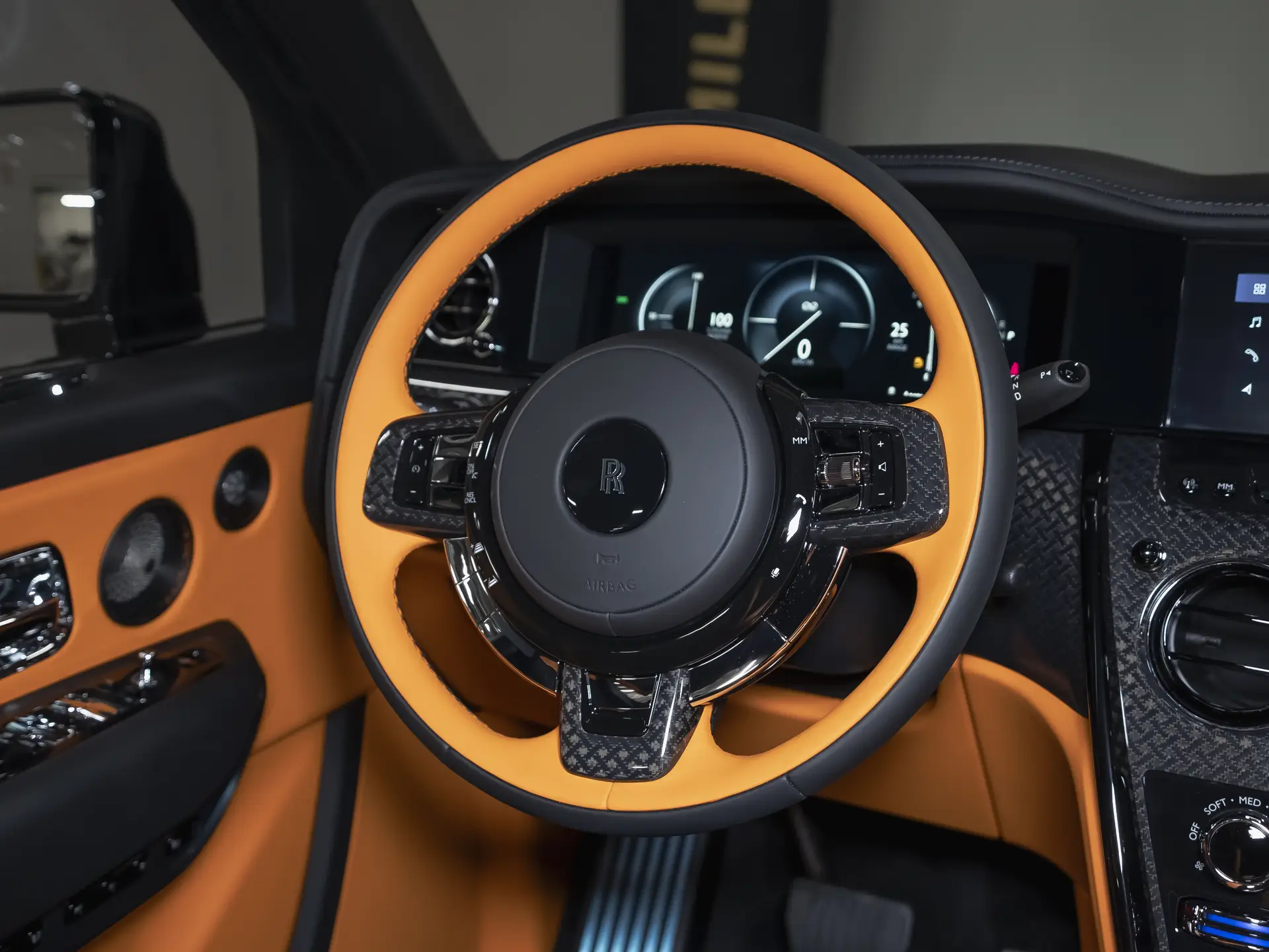 Rolls-Royce Cullinan, I Рестайлинг, 2025 купить в салоне Million Miles