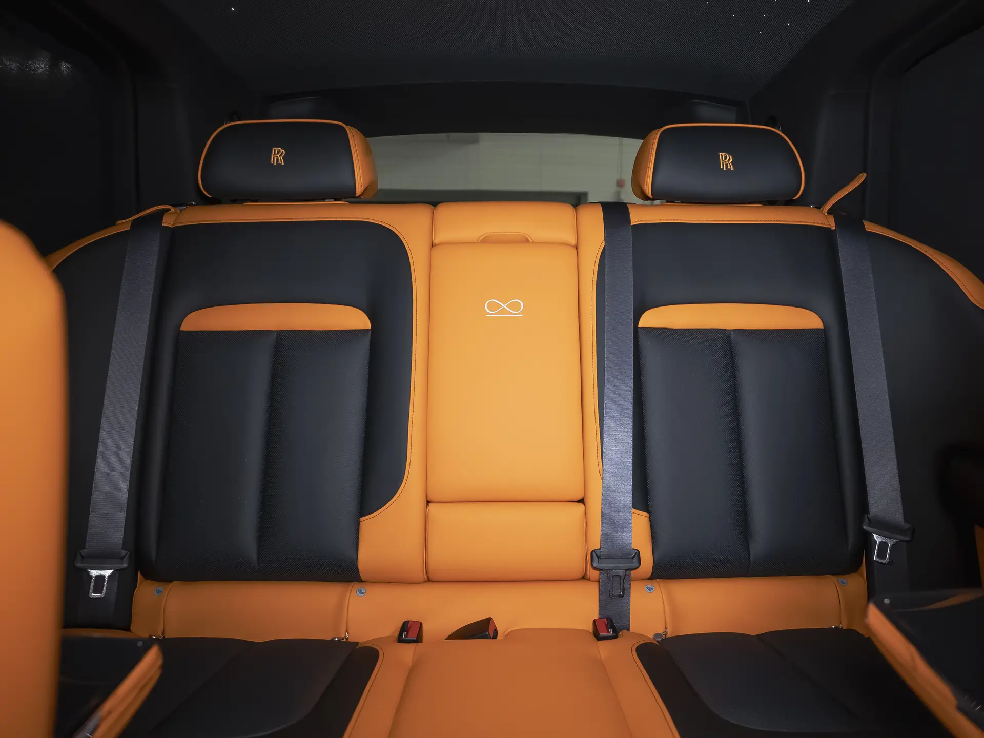 Rolls-Royce Cullinan, I Рестайлинг, 2025 купить в салоне Million Miles