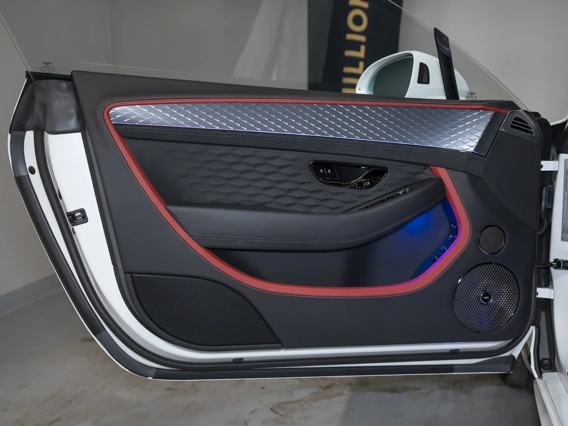 Bentley Continental GT, IV, 2024 купить в салоне Million Miles