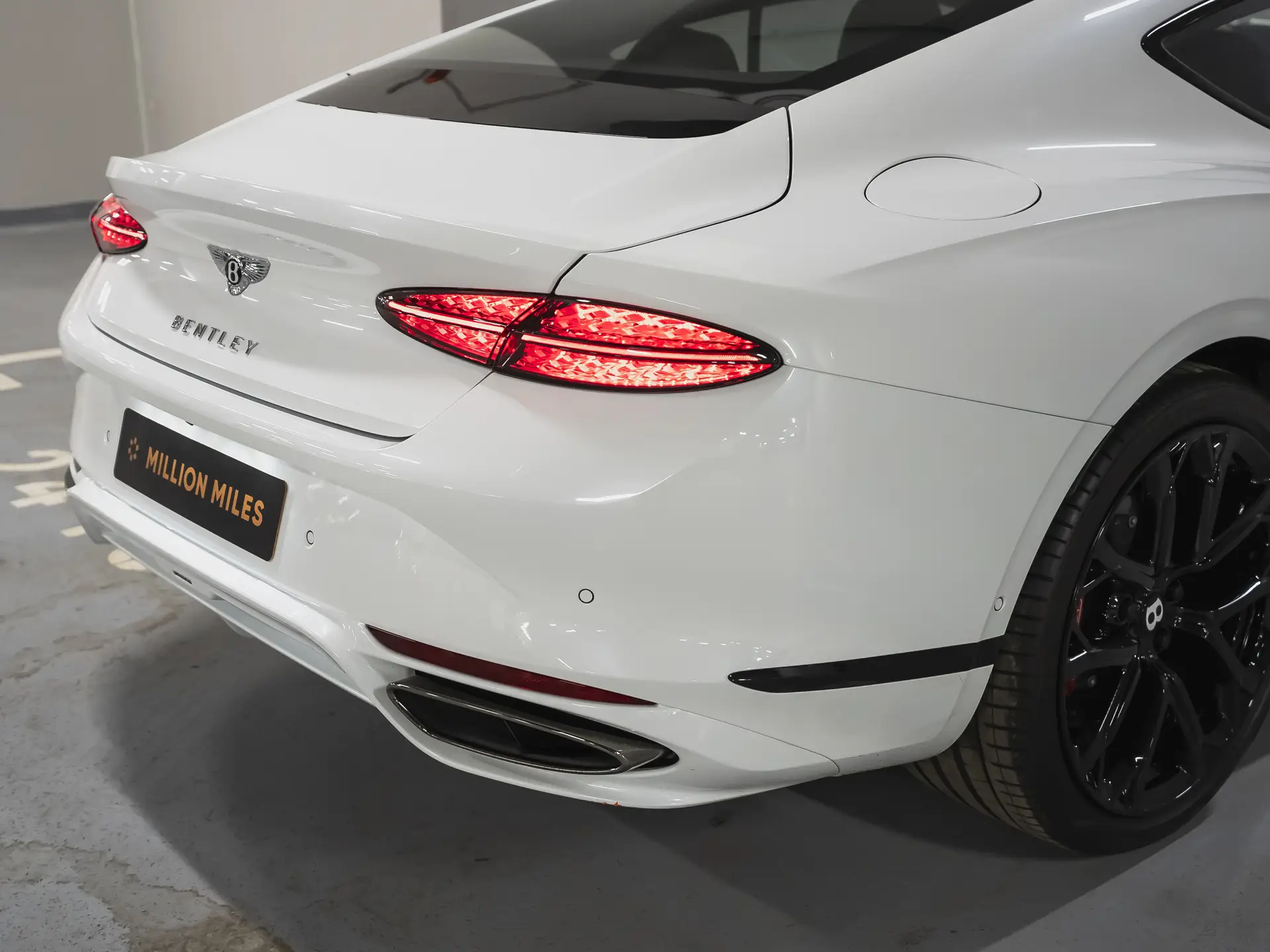 Bentley Continental GT, IV, 2024 купить в салоне Million Miles