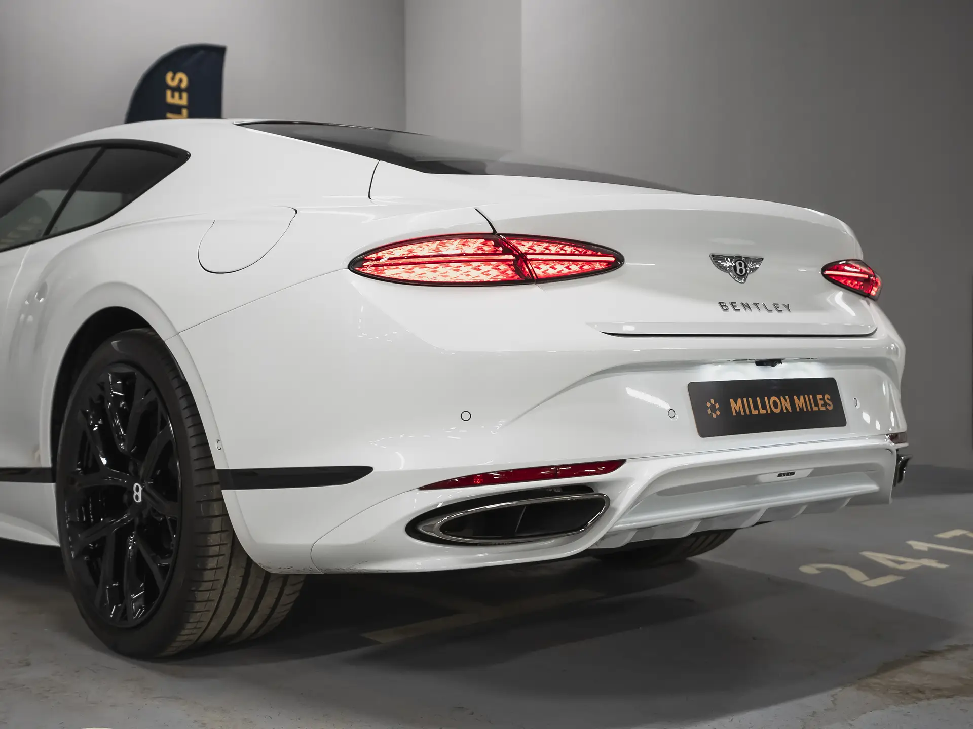 Bentley Continental GT, IV, 2024 купить в салоне Million Miles