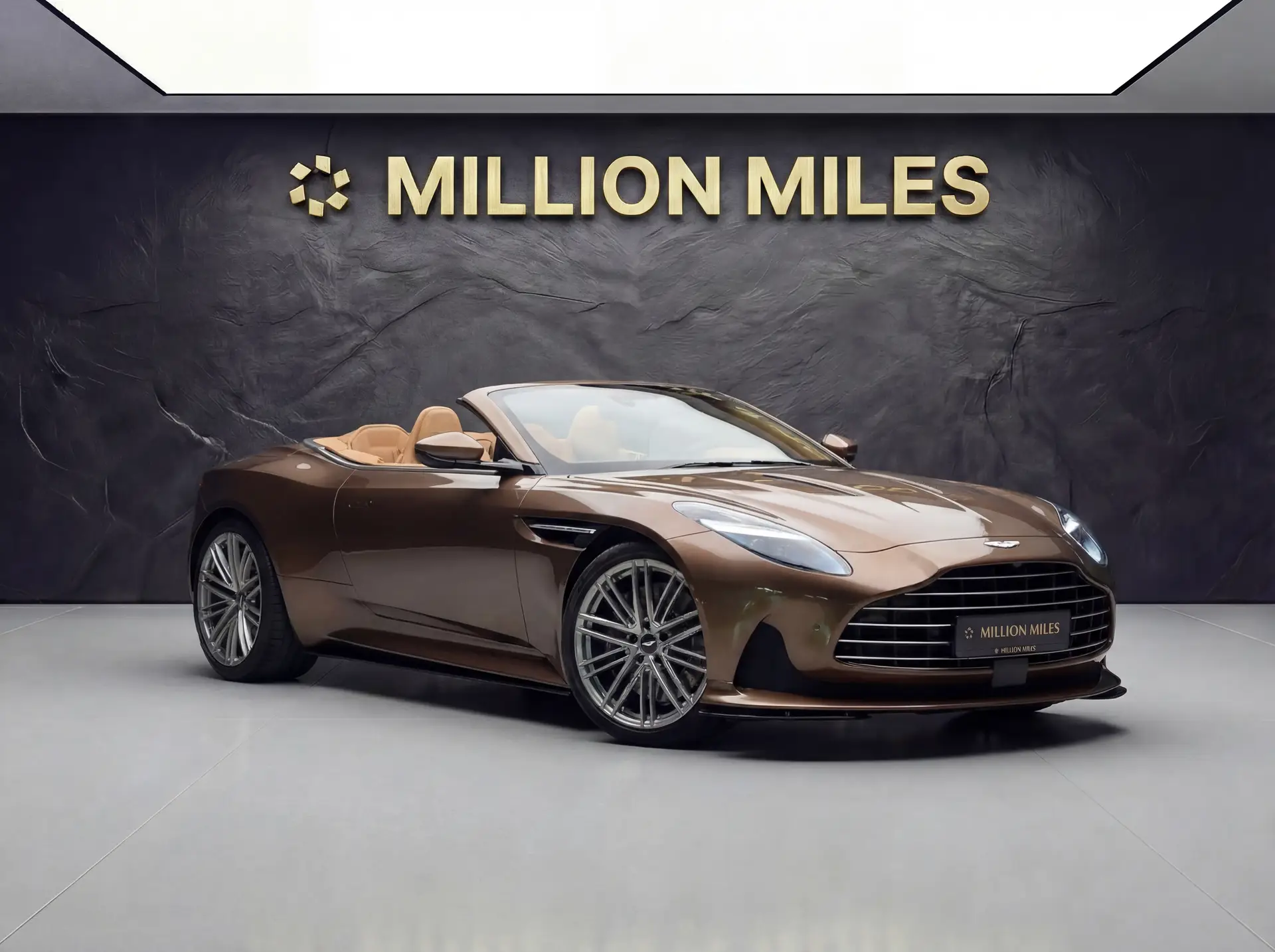 Aston Martin DB12, I, 2025 купить в салоне Million Miles