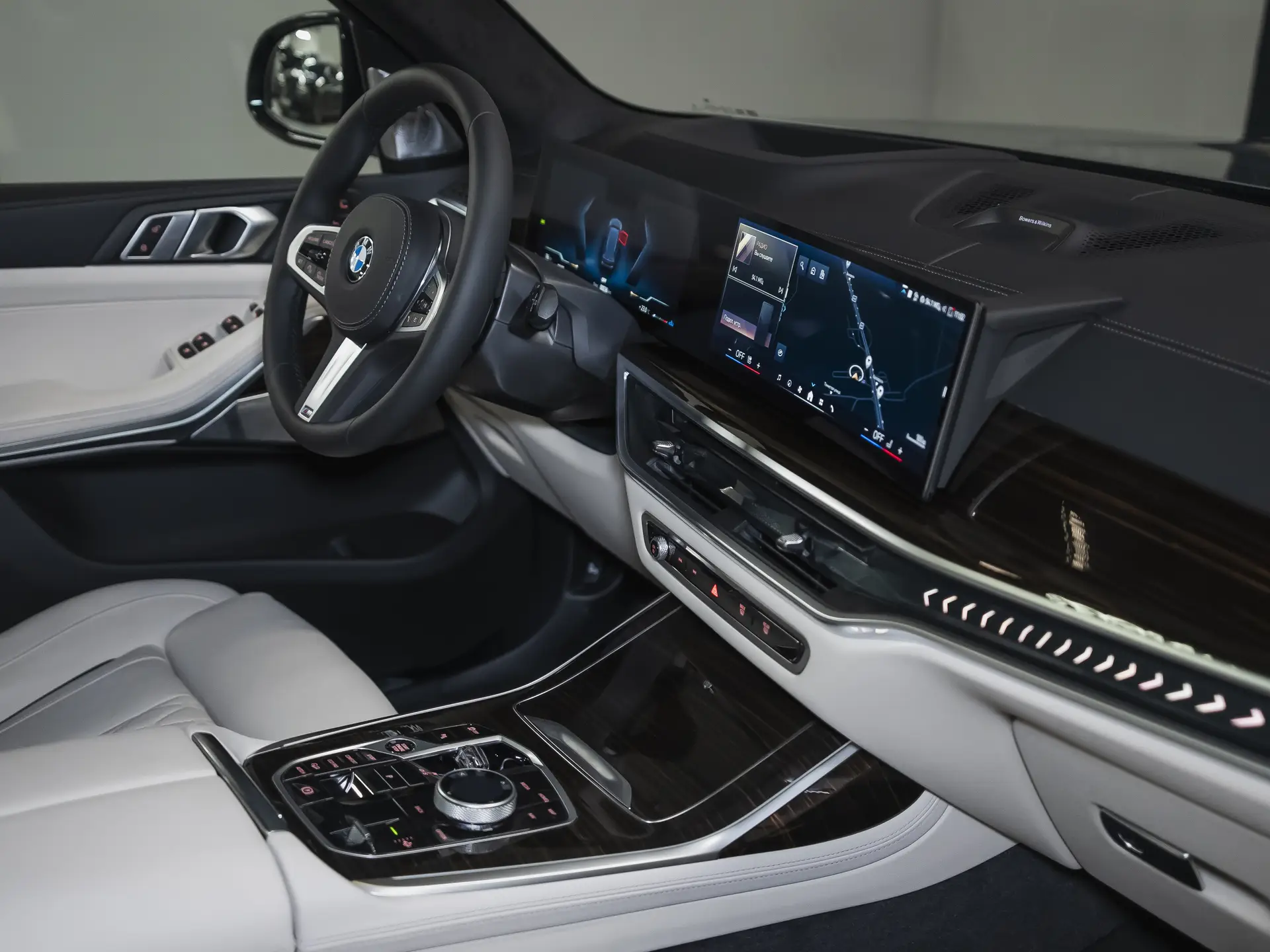 BMW X7, I (G07) Рестайлинг, 2025 купить в салоне Million Miles