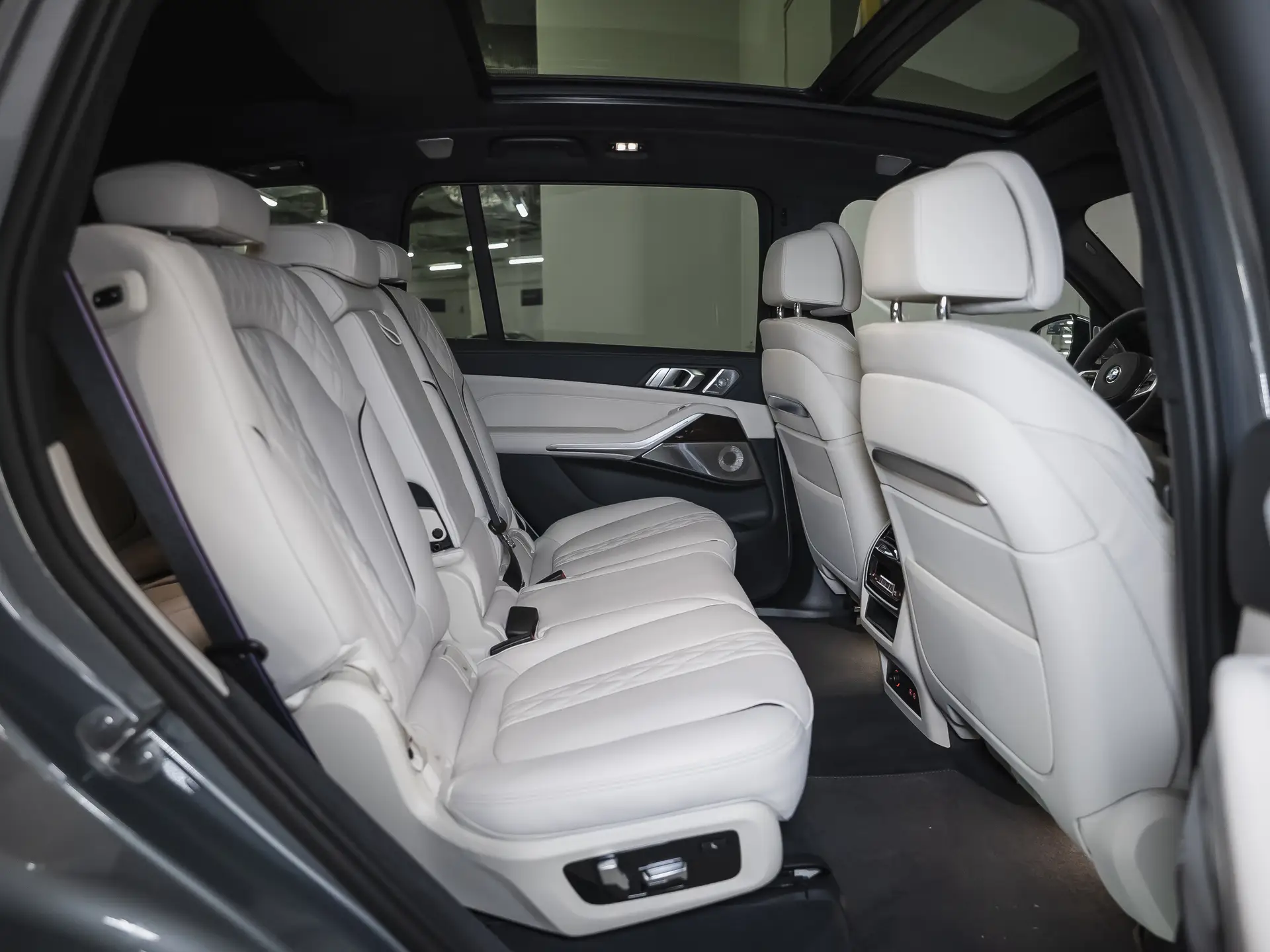 BMW X7, I (G07) Рестайлинг, 2025 купить в салоне Million Miles