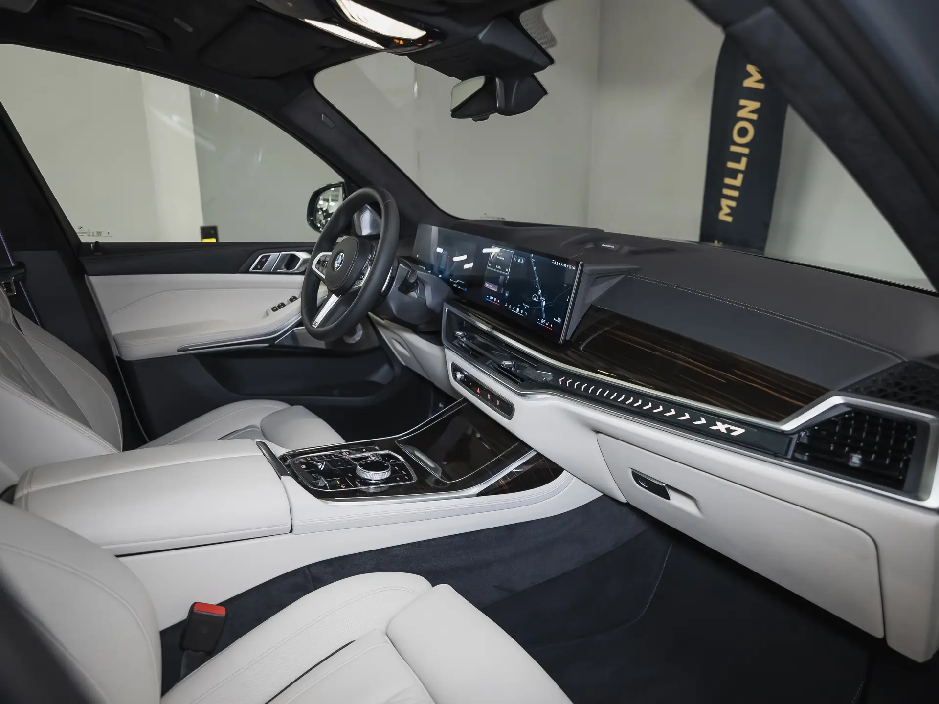 BMW X7, I (G07) Рестайлинг, 2025 купить в салоне Million Miles