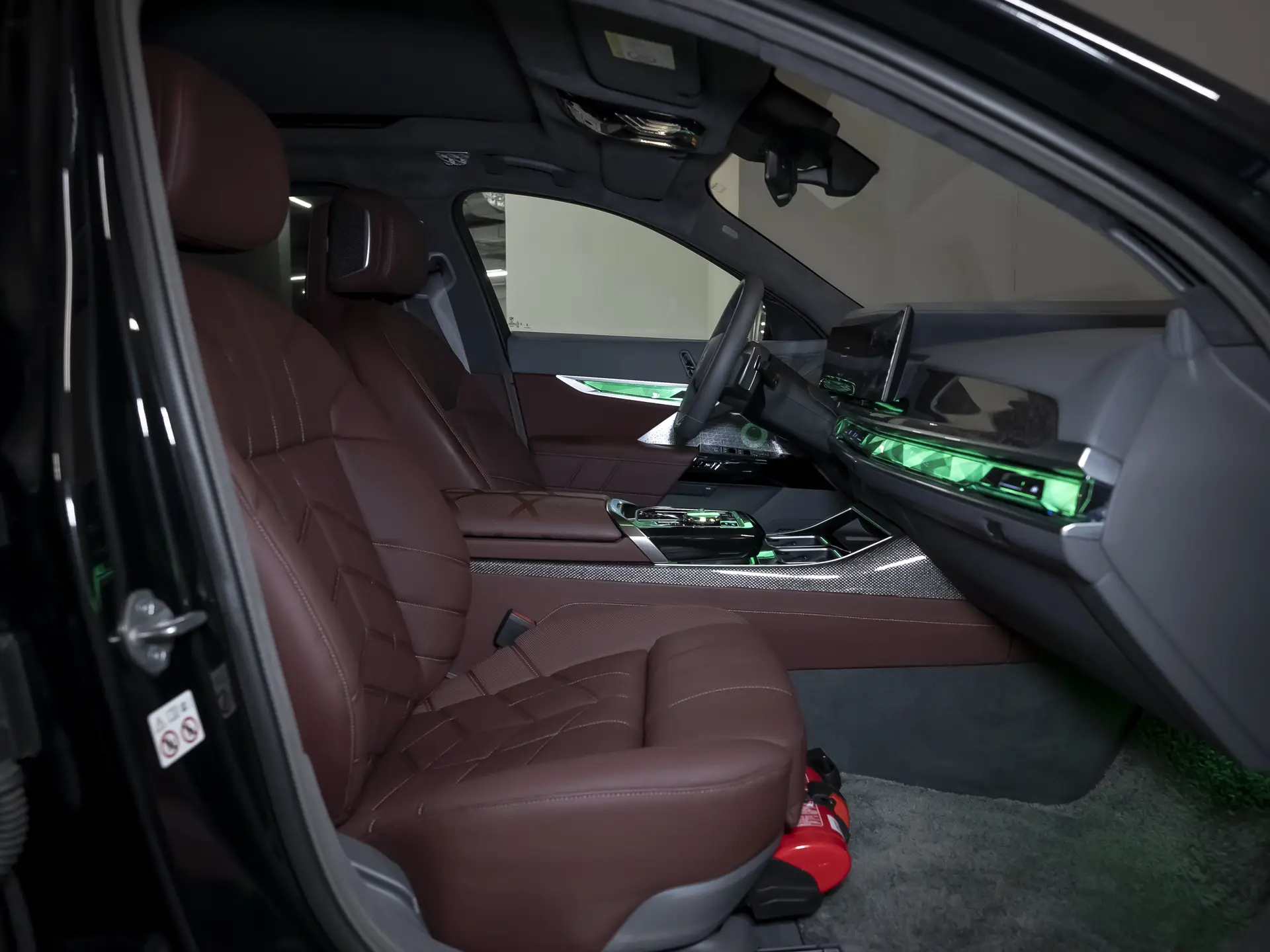 BMW 7 серия 760, VII (G70), 2023 купить в салоне Million Miles