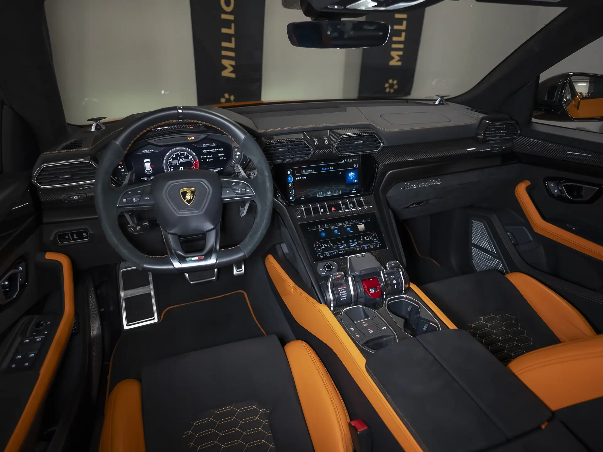 Lamborghini Urus, I, 2021 купить в салоне Million Miles