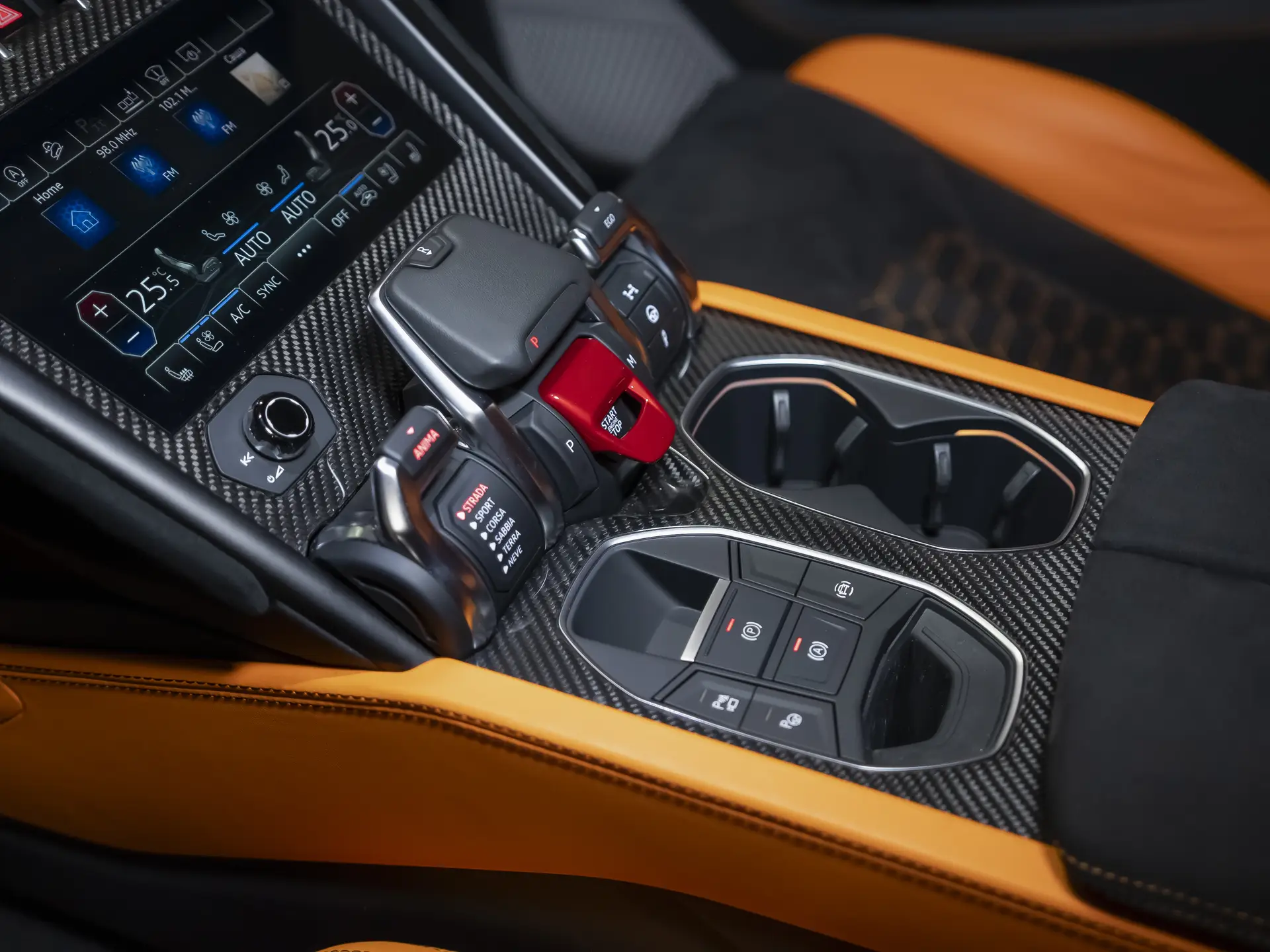 Lamborghini Urus, I, 2021 купить в салоне Million Miles