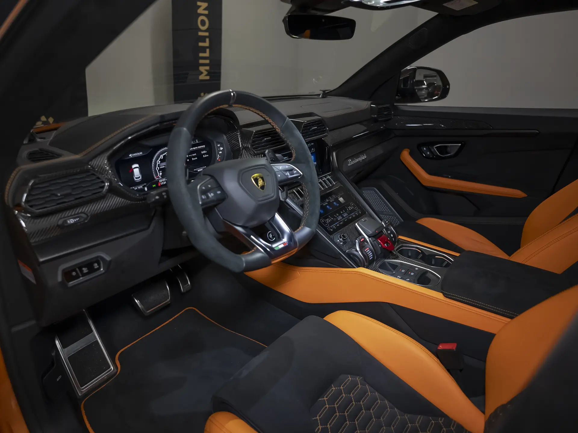 Lamborghini Urus, I, 2021 купить в салоне Million Miles